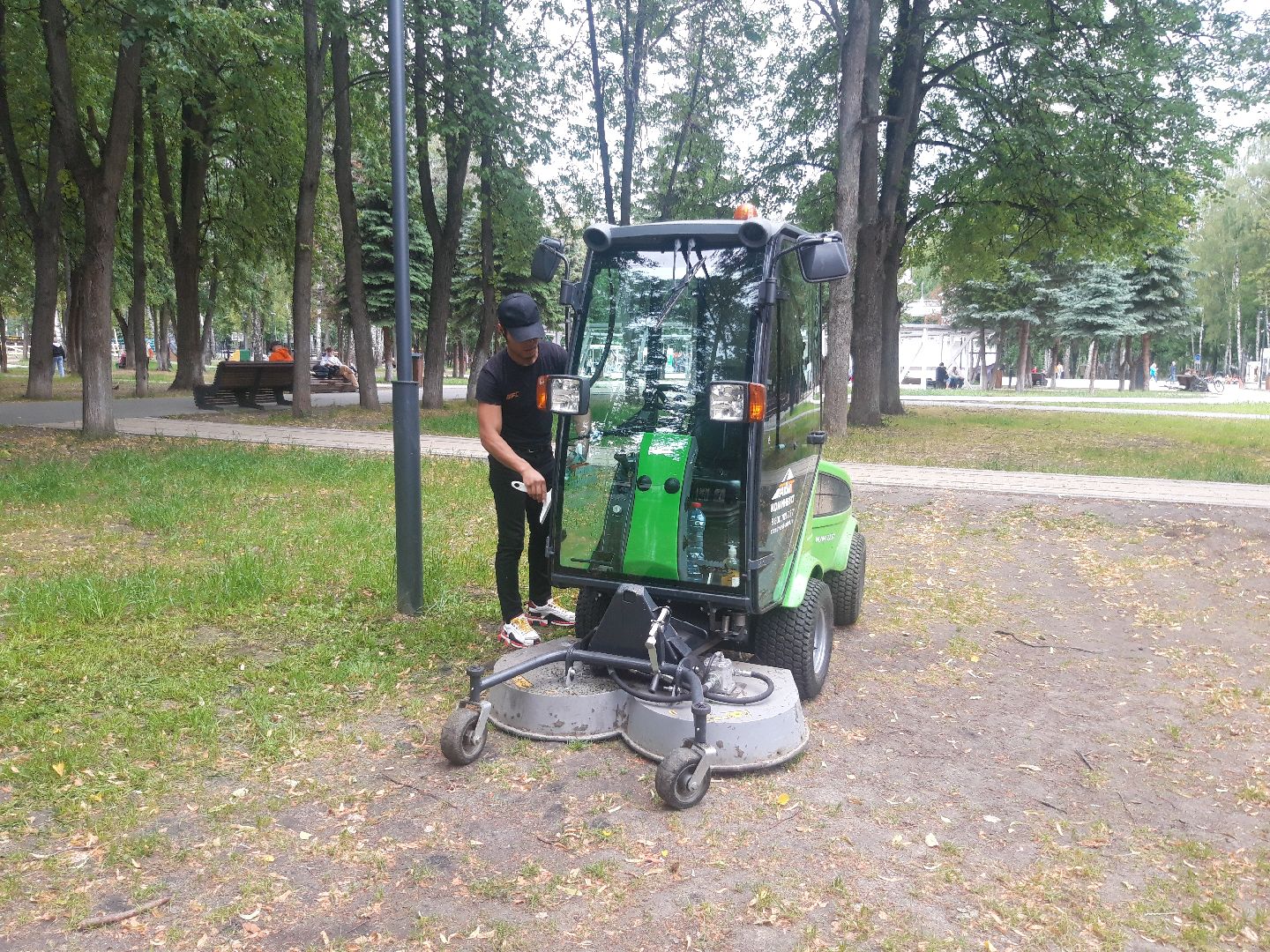 помощь людям, доброе дело, машина,