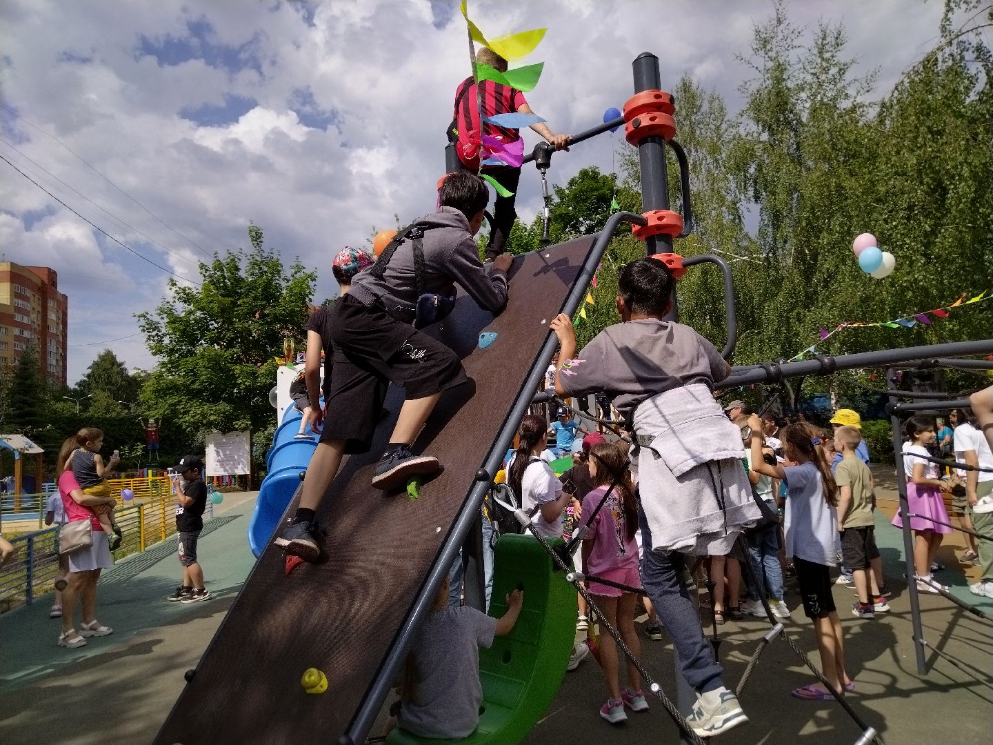 Губернаторская игровая площадка, детская площадка, Мытищи, Пироговский