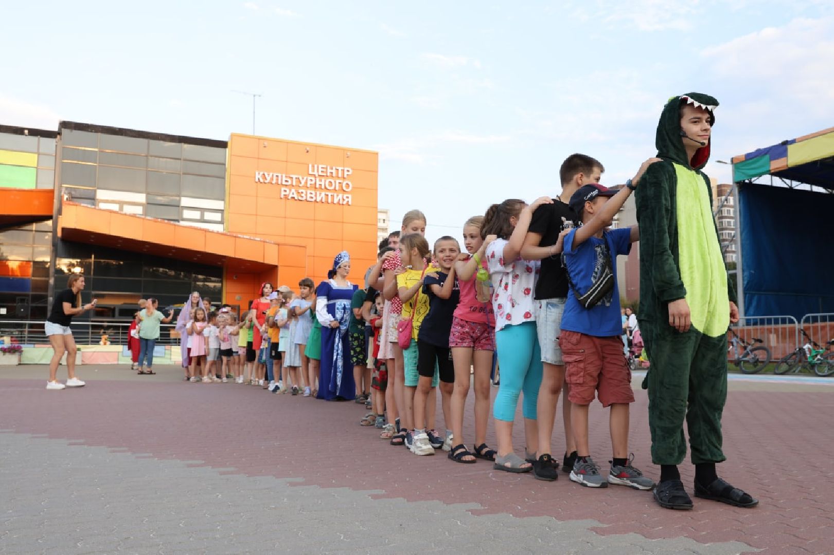 Пущино, подростки, общество