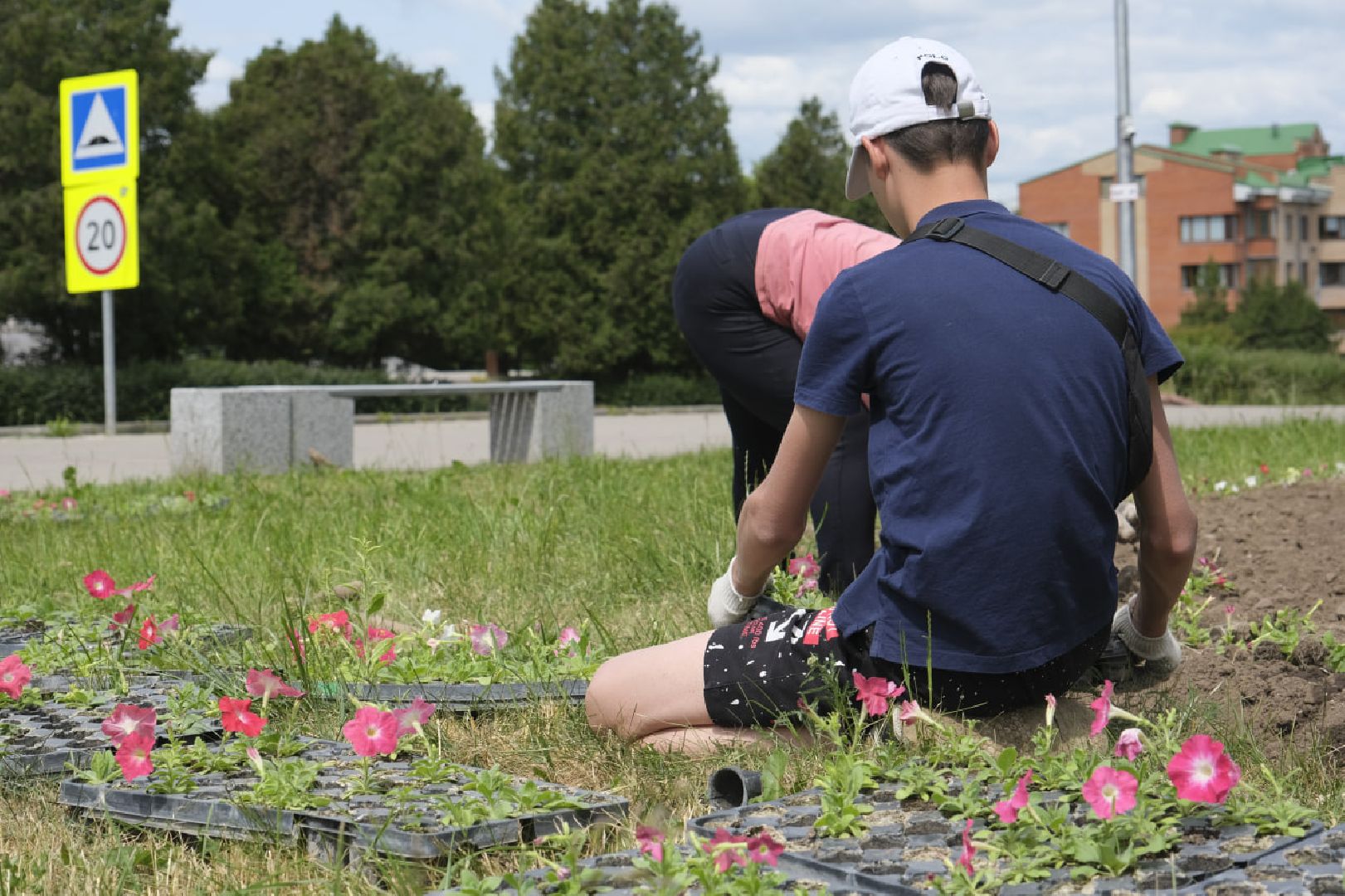 Пущино, подростки, общество