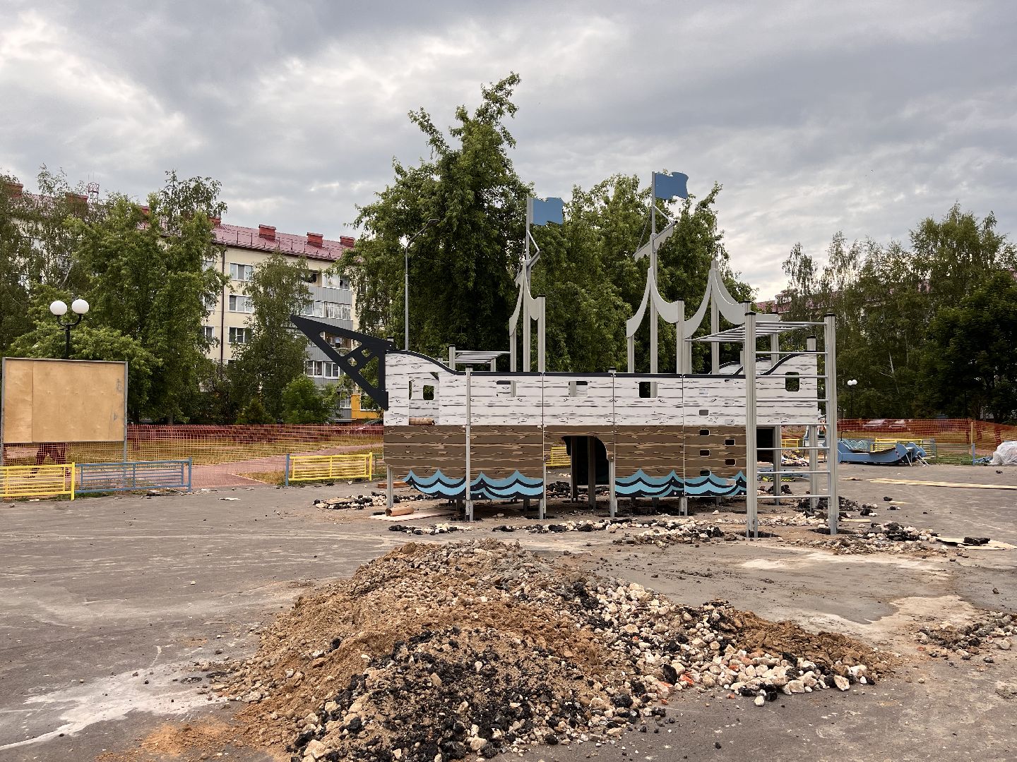 Шаховская, детские площадки, дети, двор