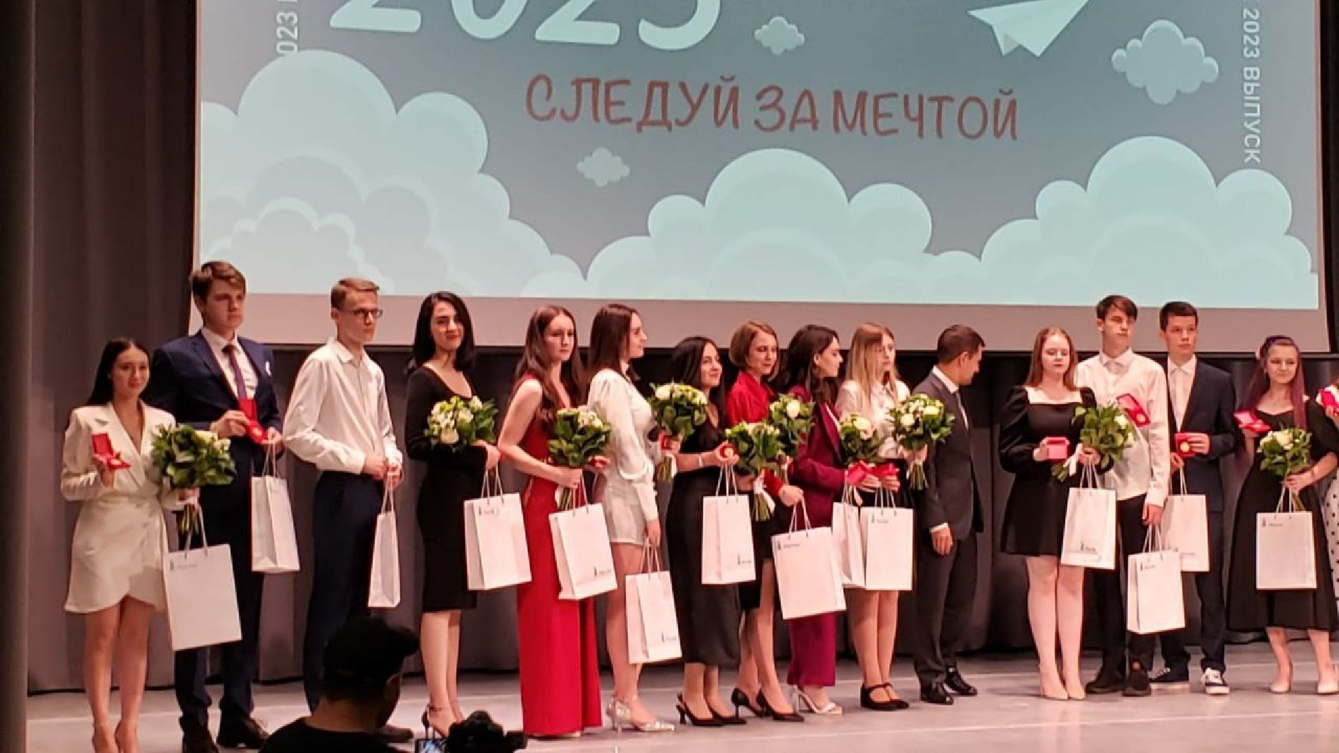 Реутов, образование, медалисты, золотая медаль, выпускники