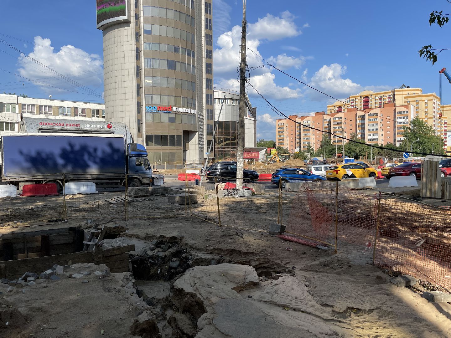 Подземный переход, реконструкция, проспект, движение