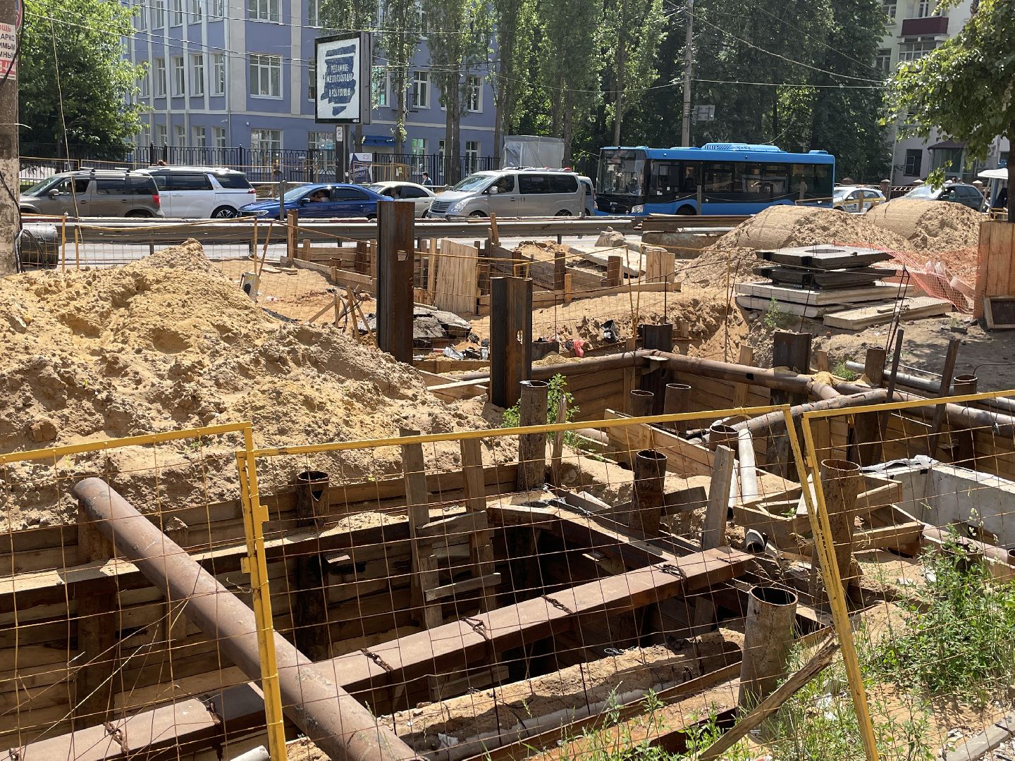 Подземный переход, реконструкция, проспект, движение