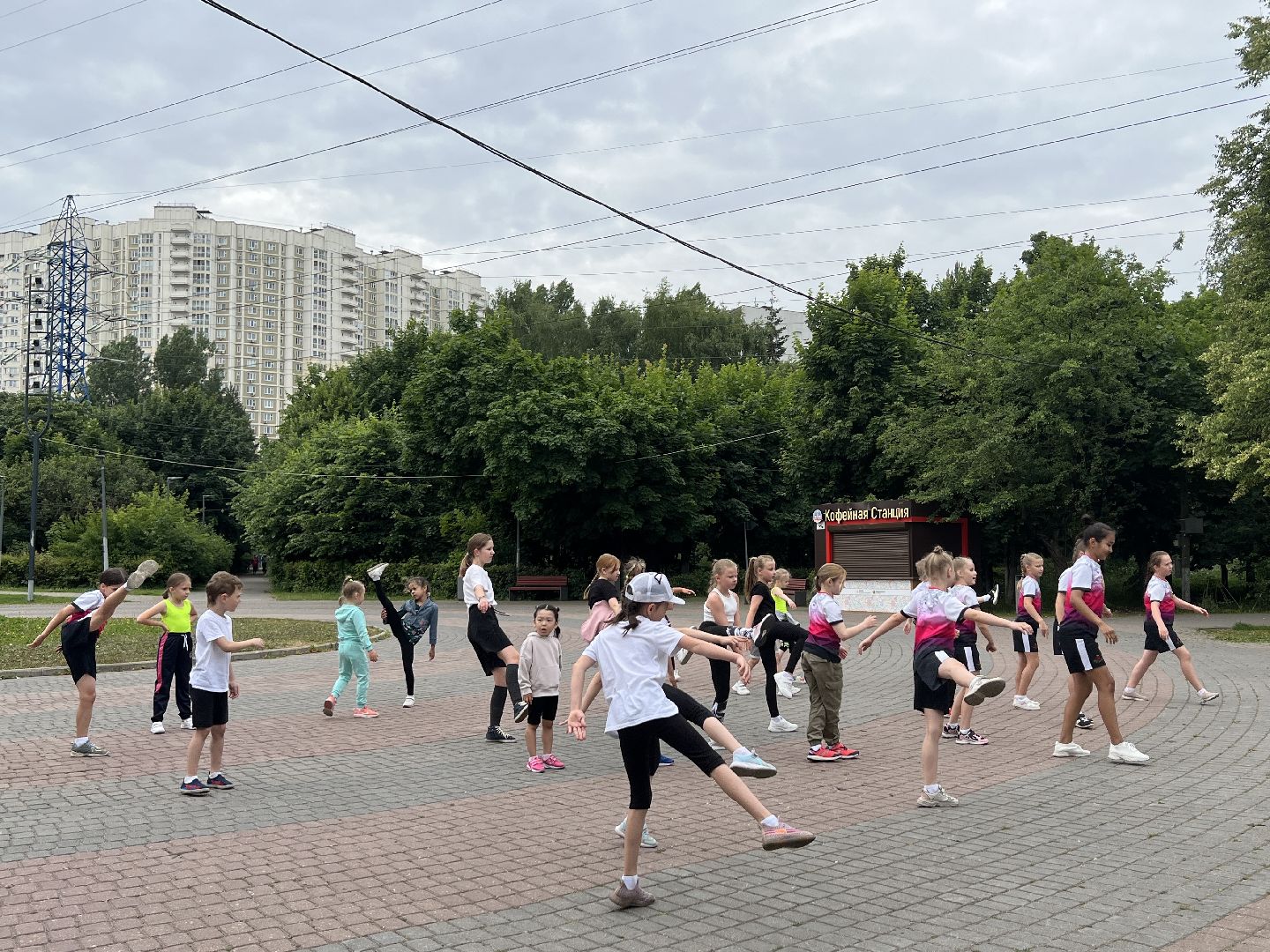 Химки, спорт, сквер им. Марии Рубцовой, тренировка, дети, чирлидинг, спортивная школа