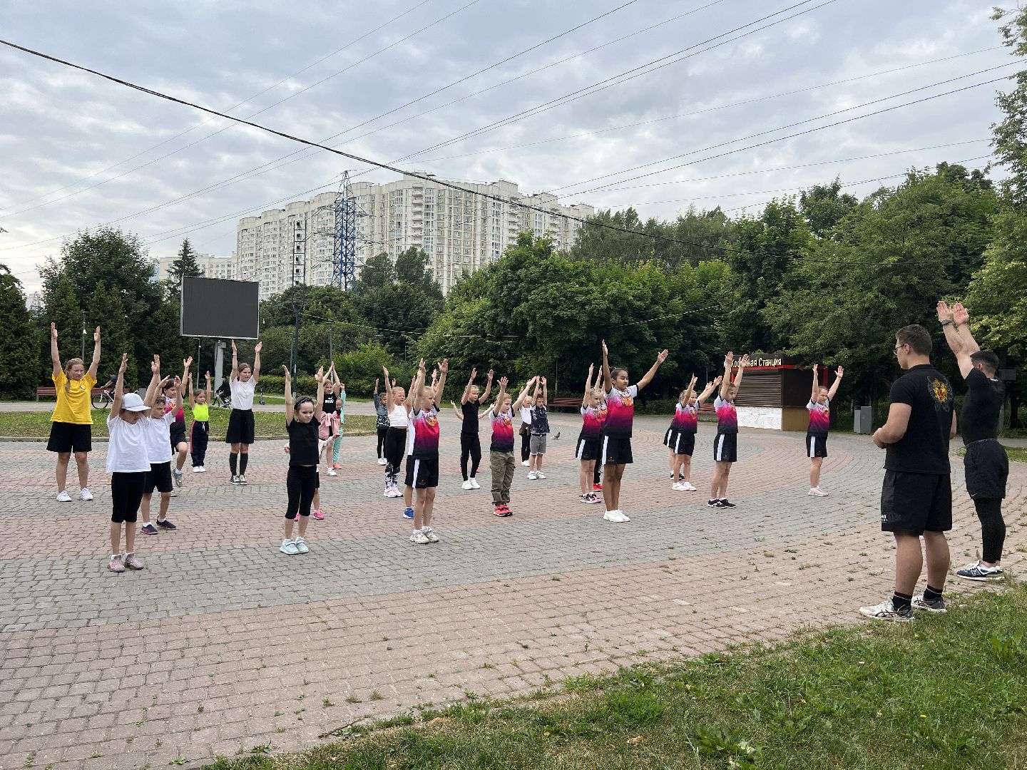 Химки, спорт, сквер им. Марии Рубцовой, тренировка, дети, чирлидинг, спортивная школа