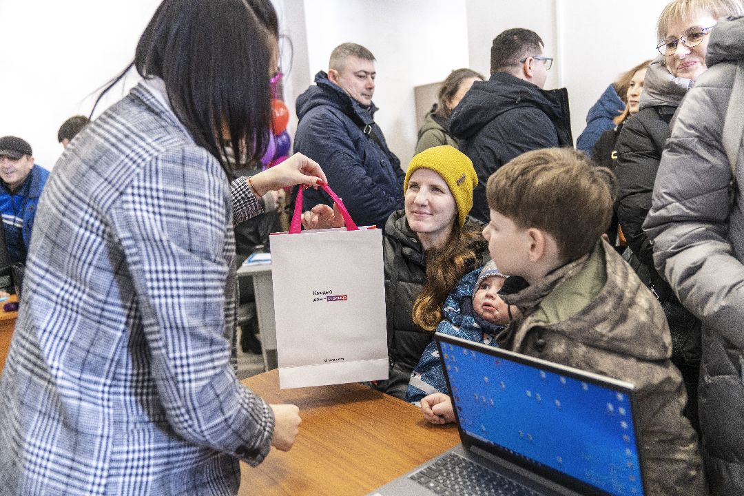 Губернатор, дольщики, квартира