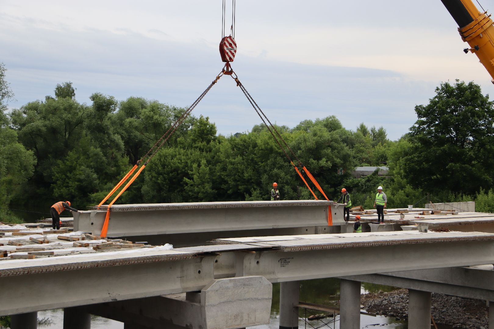 Серебряные Пруды, мост, Осетр
