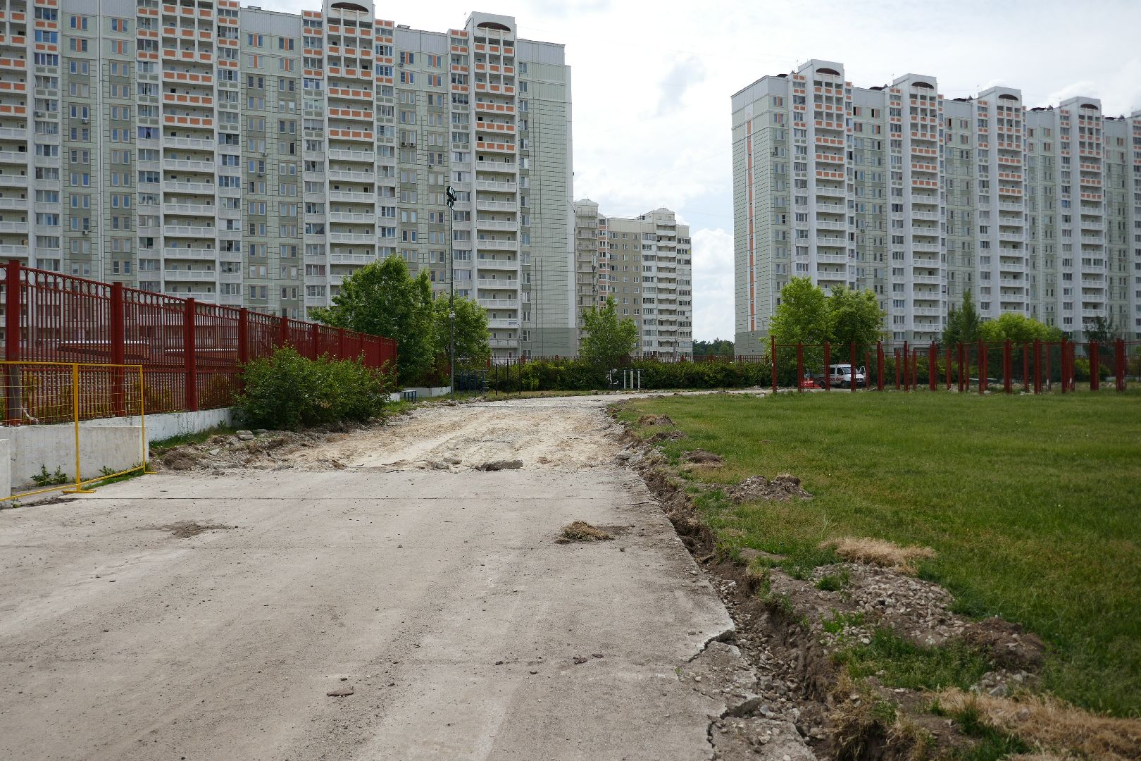 Подольск, стадион, покрытие, гимназия, реконструкция