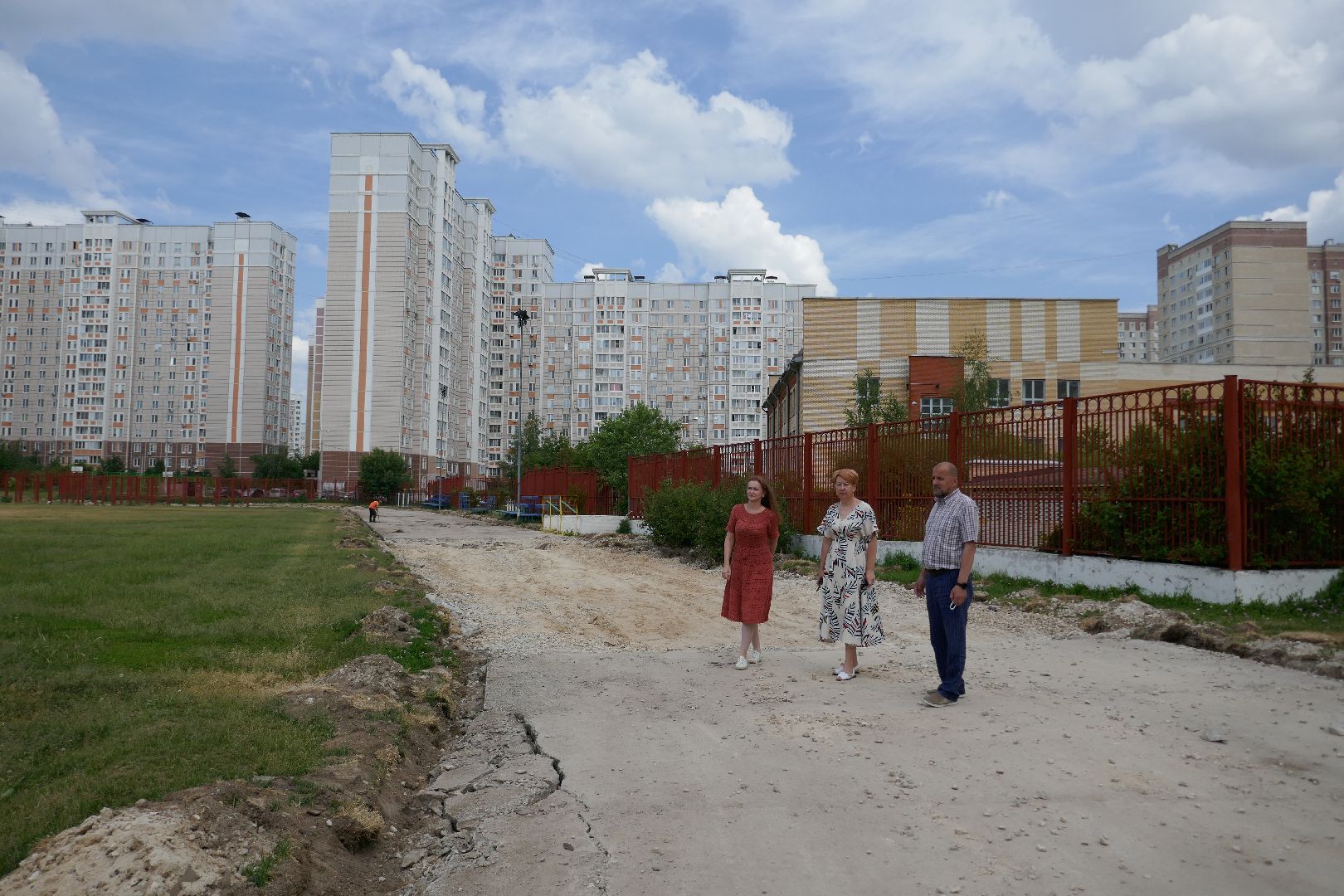 Подольск, стадион, покрытие, гимназия, реконструкция