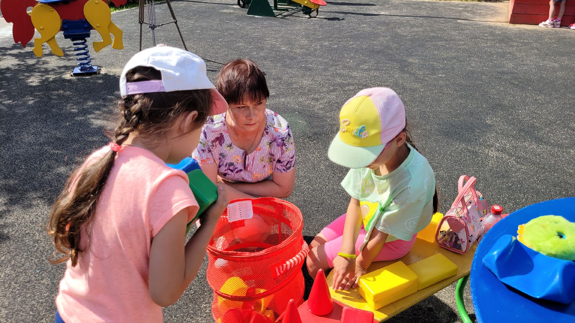 сертификат; видное; воспитатель; социальная поддержка