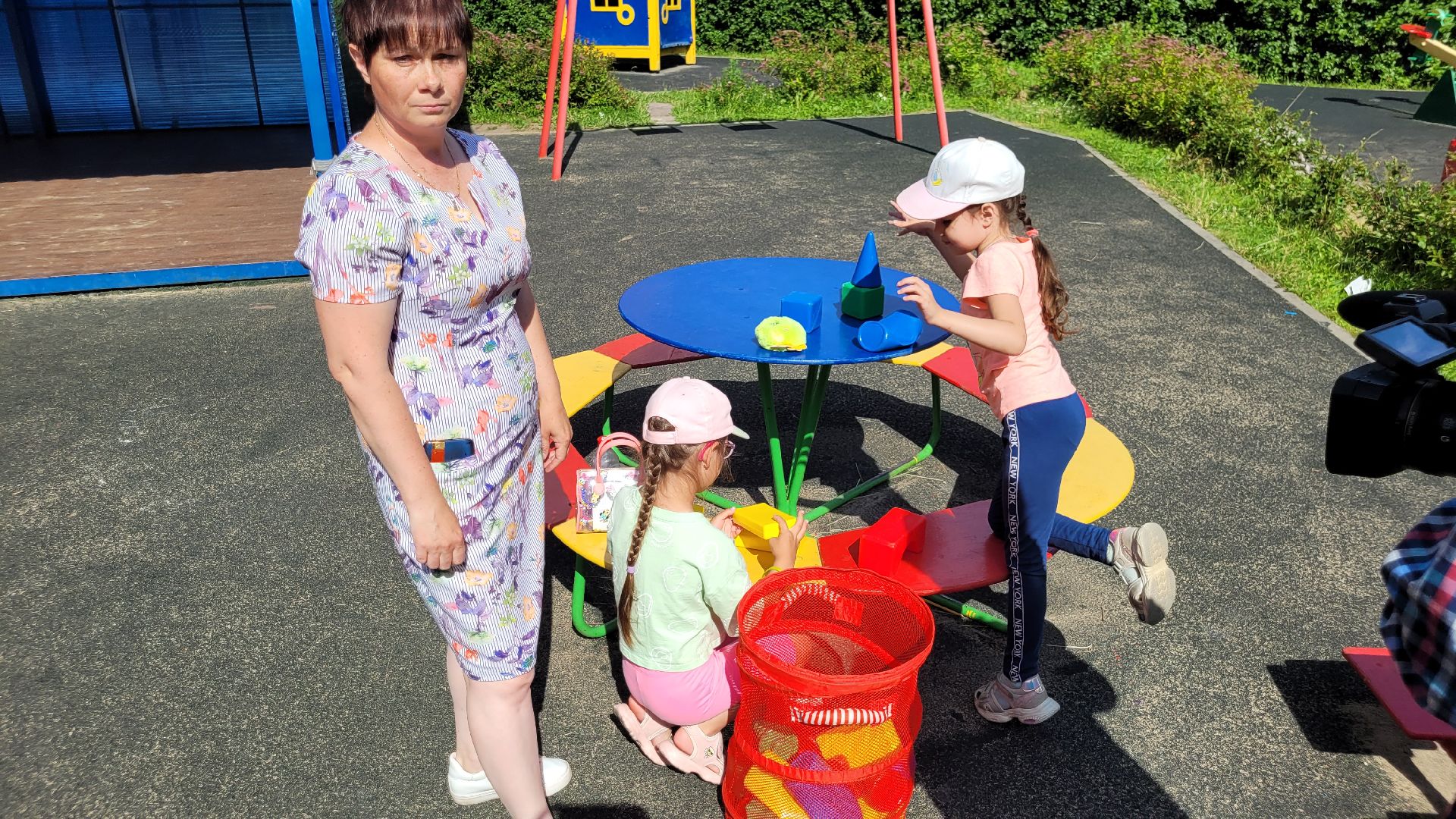 сертификат; видное; воспитатель; социальная поддержка