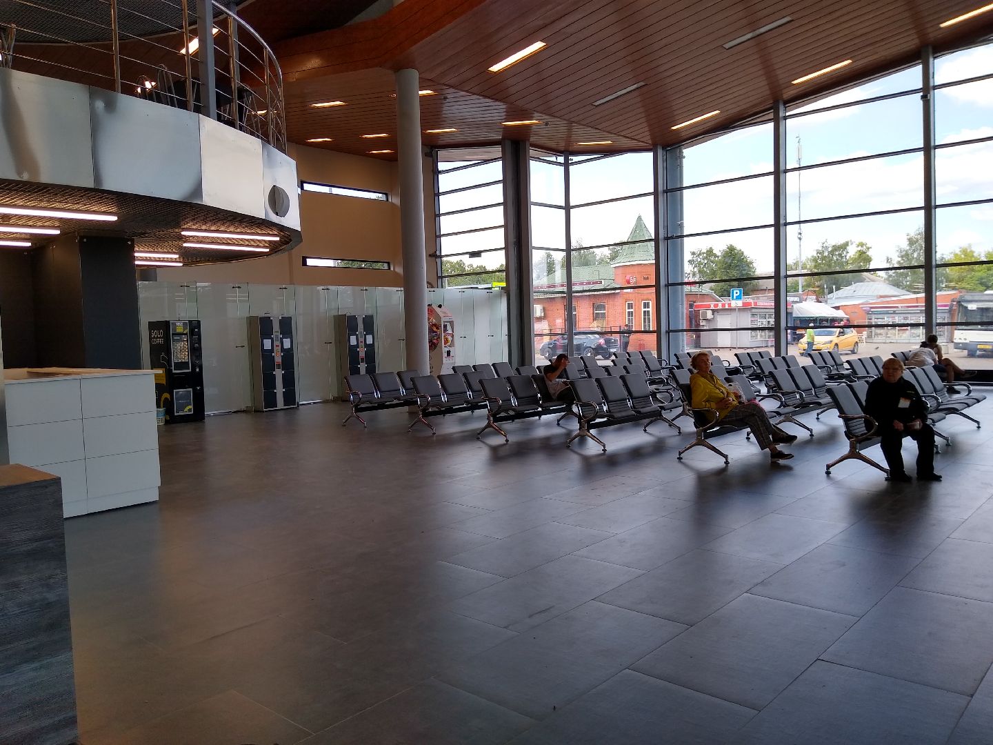 Бронницы, транспорт, обновлённая автостанция