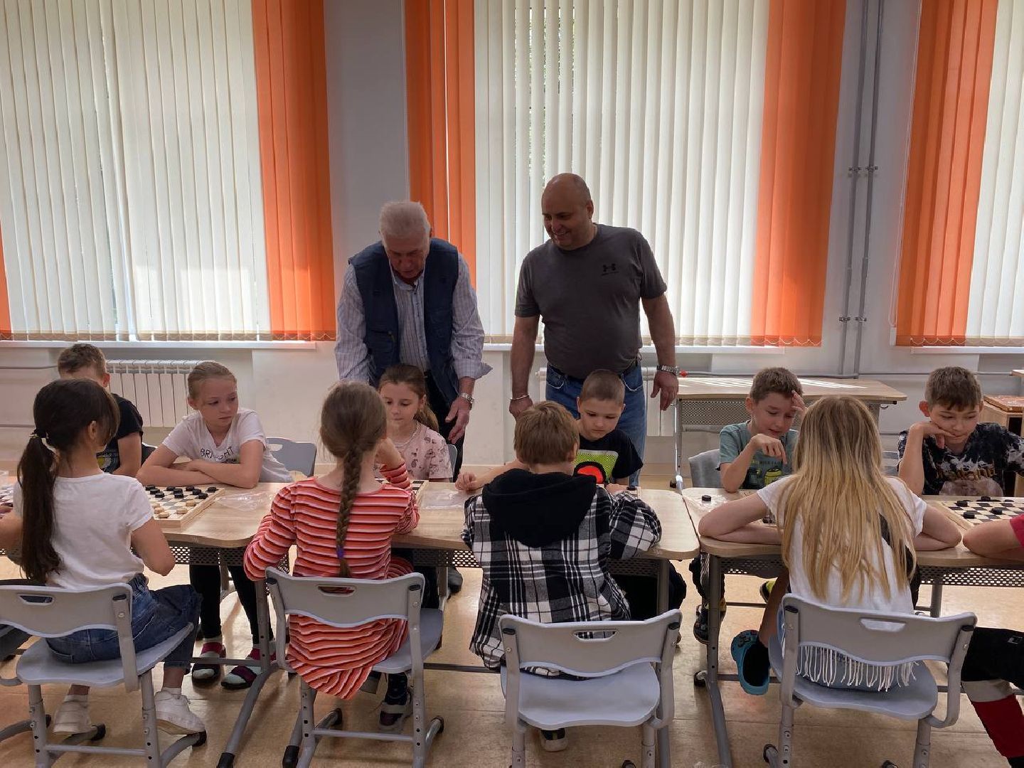 Чехов, ветераны, школа, шашки, турнир, пришкольный лагерь