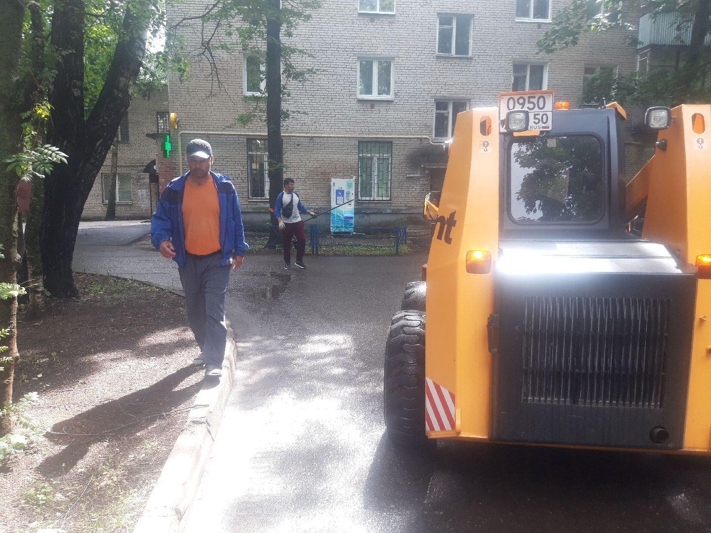 двор, доброе дело, дождь,