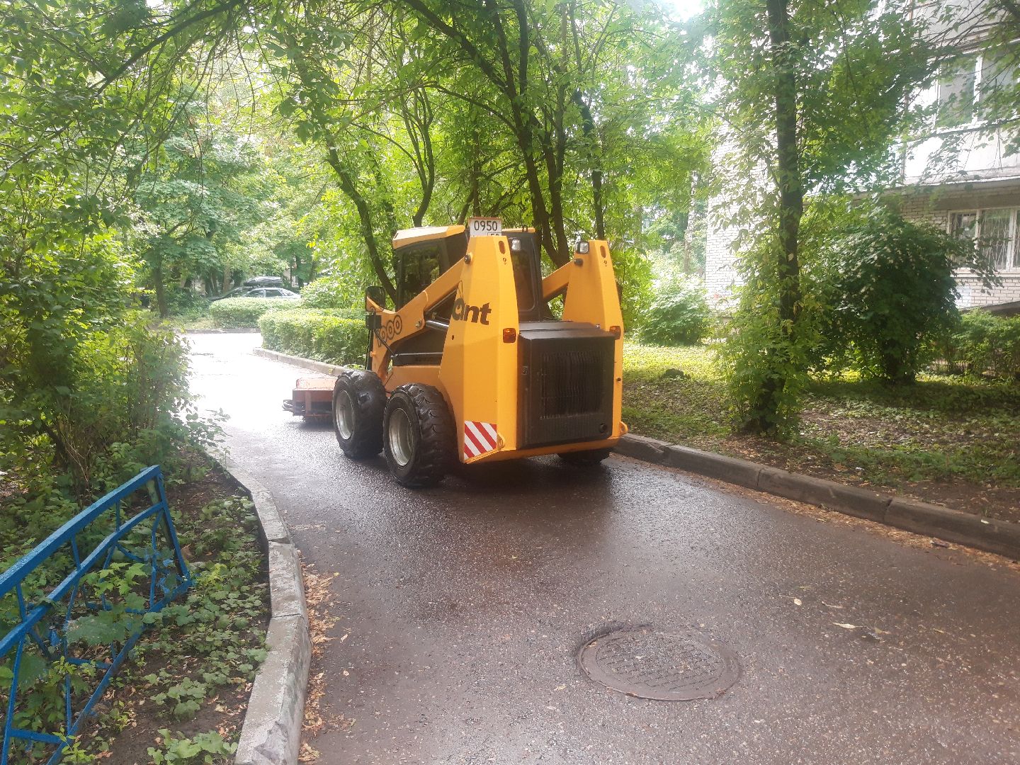 двор, доброе дело, дождь,