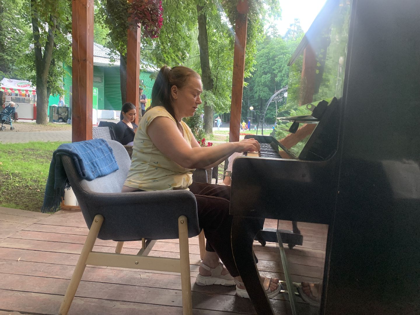Музыка, пианино, дело жизни, Городской парк, лето в подмосковье,