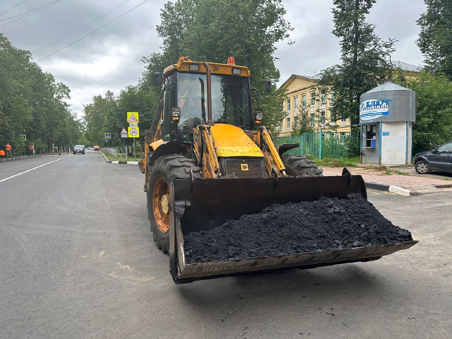 Новая дорога, ремонт дороги, уложили асфальт, сеть тротуаров, Наро-Фоминск