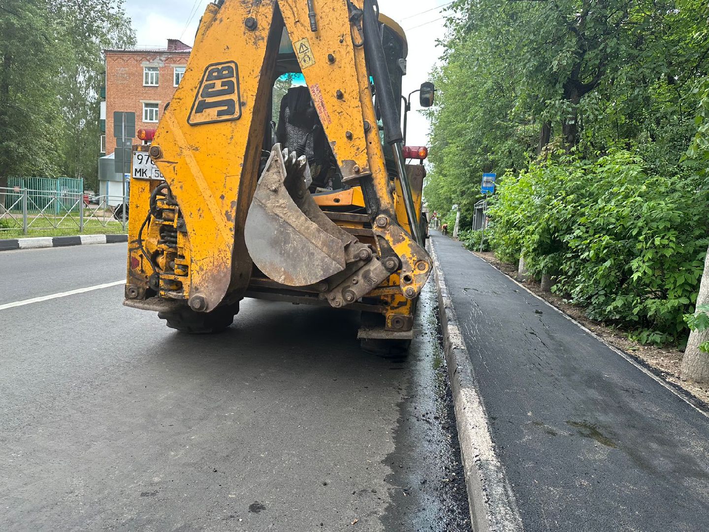 Новая дорога, ремонт дороги, уложили асфальт, сеть тротуаров, Наро-Фоминск