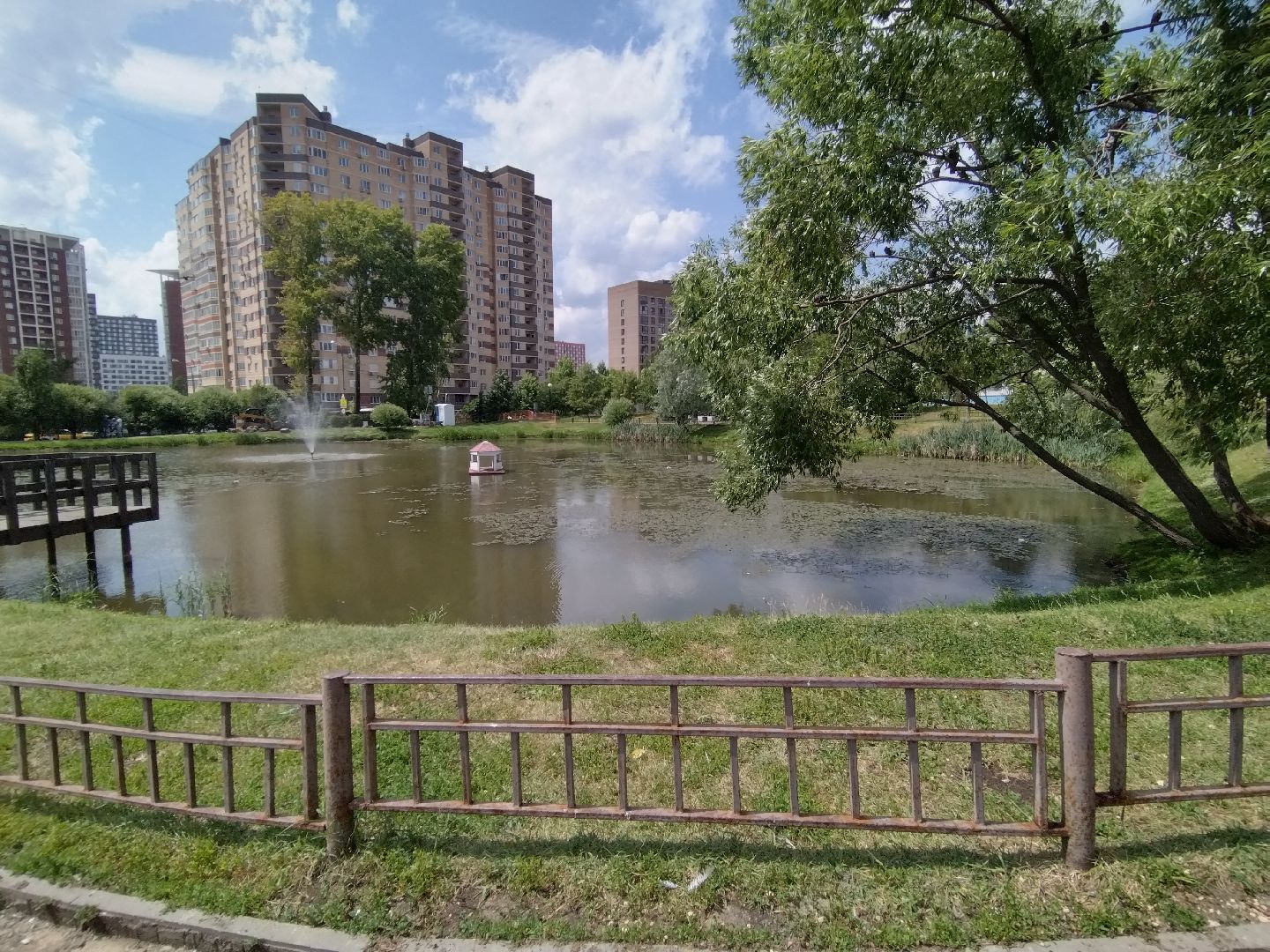 Благоустройство скверов, Мытищи, сквер на Сукромке, сквер на Колпакова, Алексеевский пруд, Ядреевский пруд