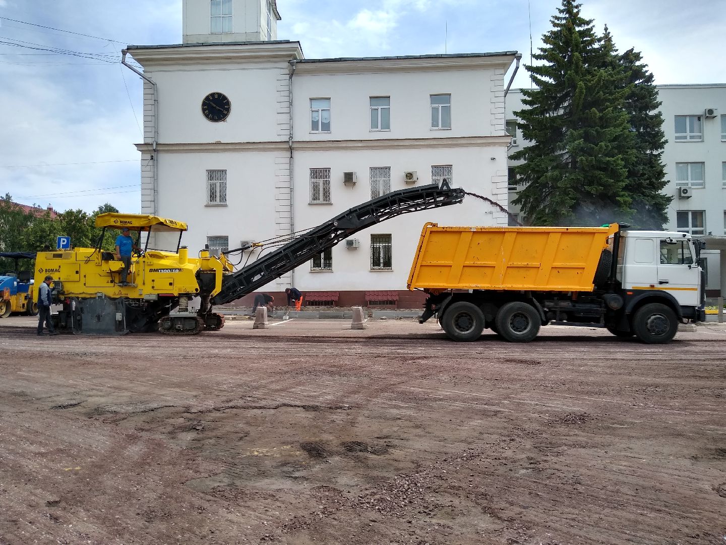 Раменское, дороги, ремонтные работы на Комсомольской площади