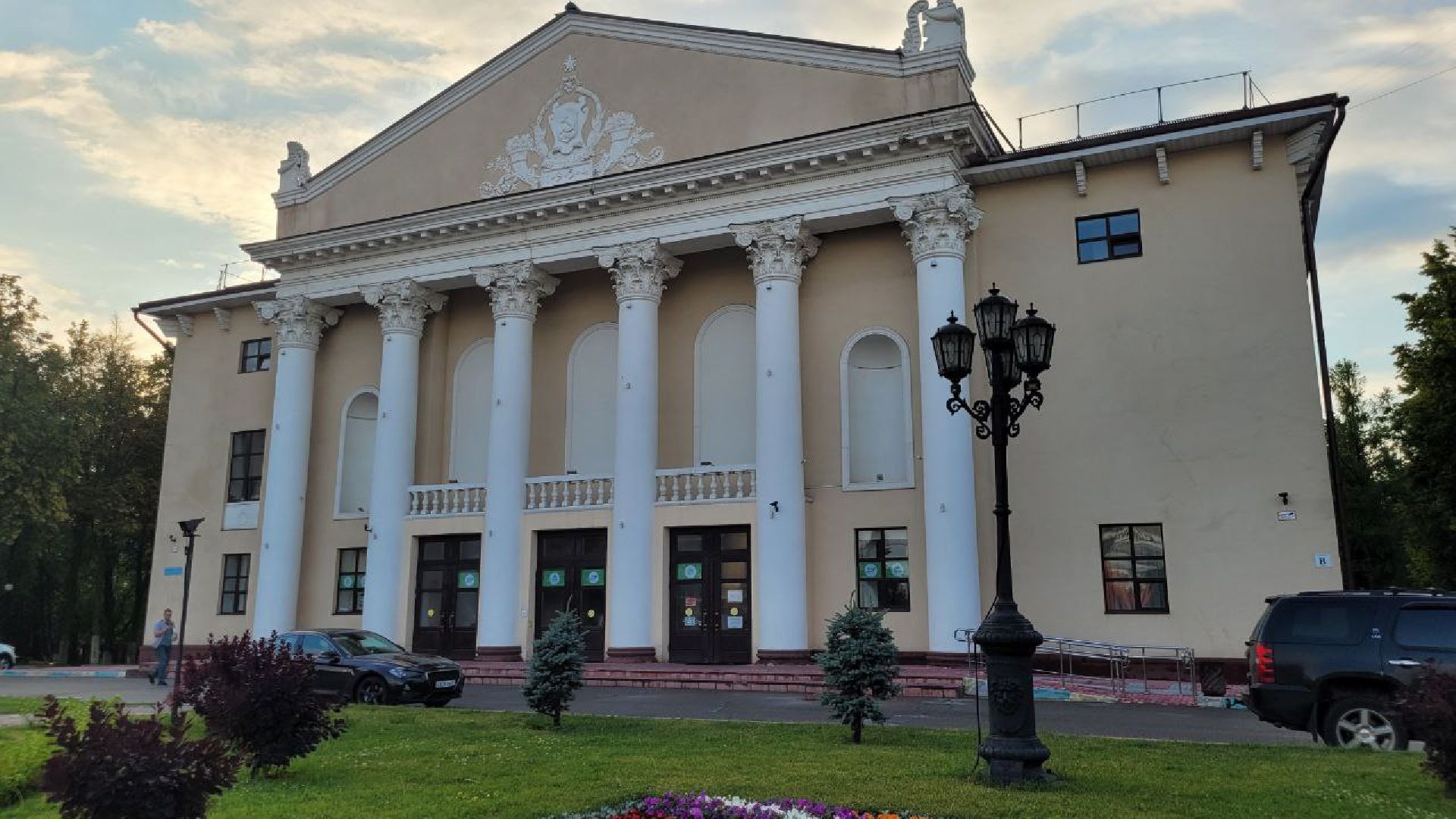 активное долголетие; центральный парк; пленэр; творчество; видное