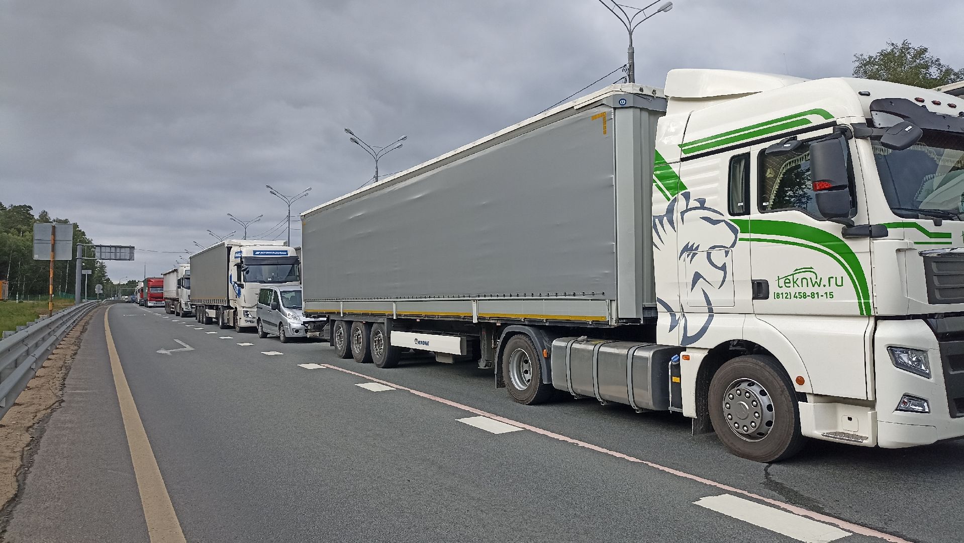 Серпухов, Подмосковье, волонтеры, трасса М-2, Симферопольское шоссе