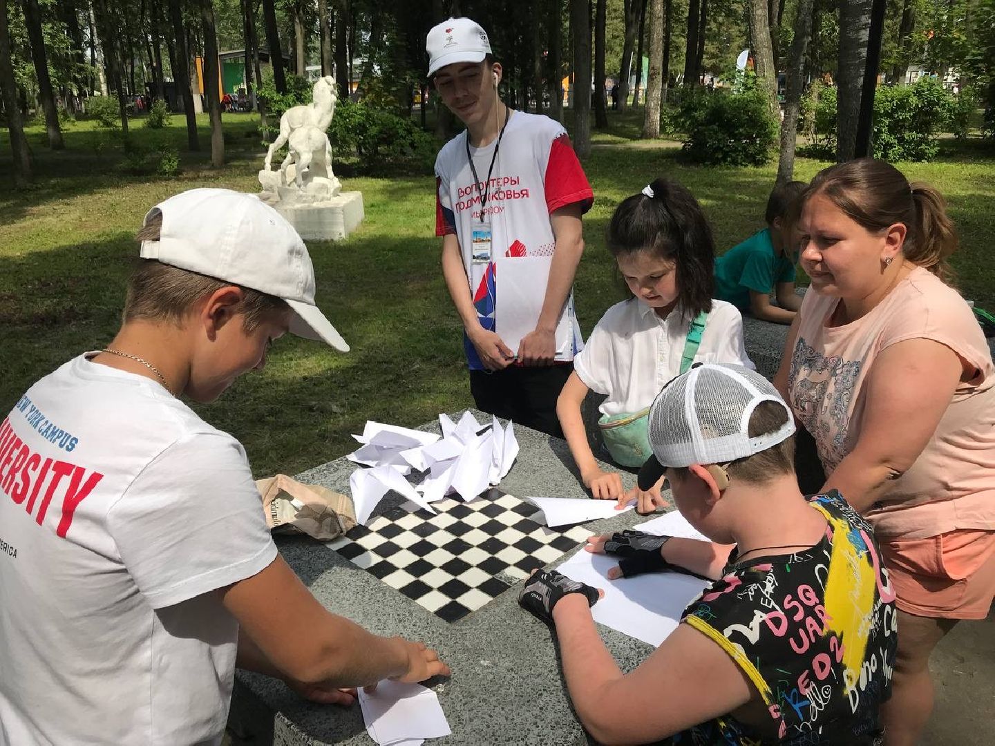 Наро-Фоминск, Центральный парк, квест, бумага, молодёжный комплексный центр, волонтёры Подмосковья