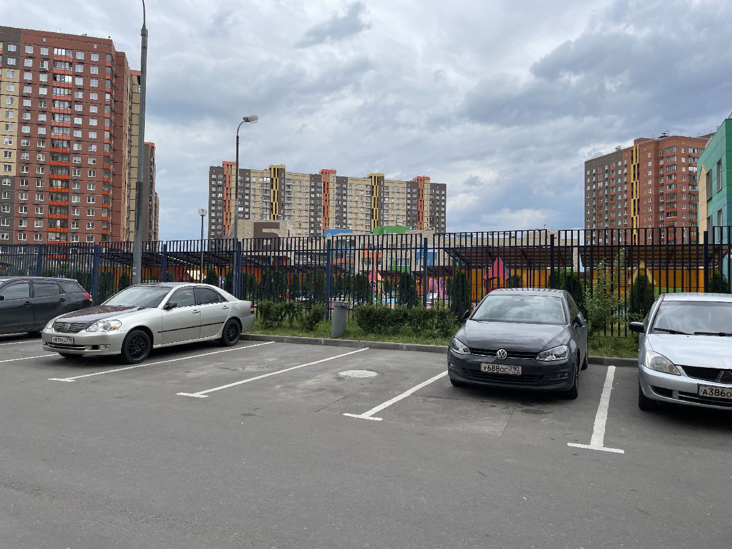 Мусор, двор, автомобиль, Добродел, жалоба