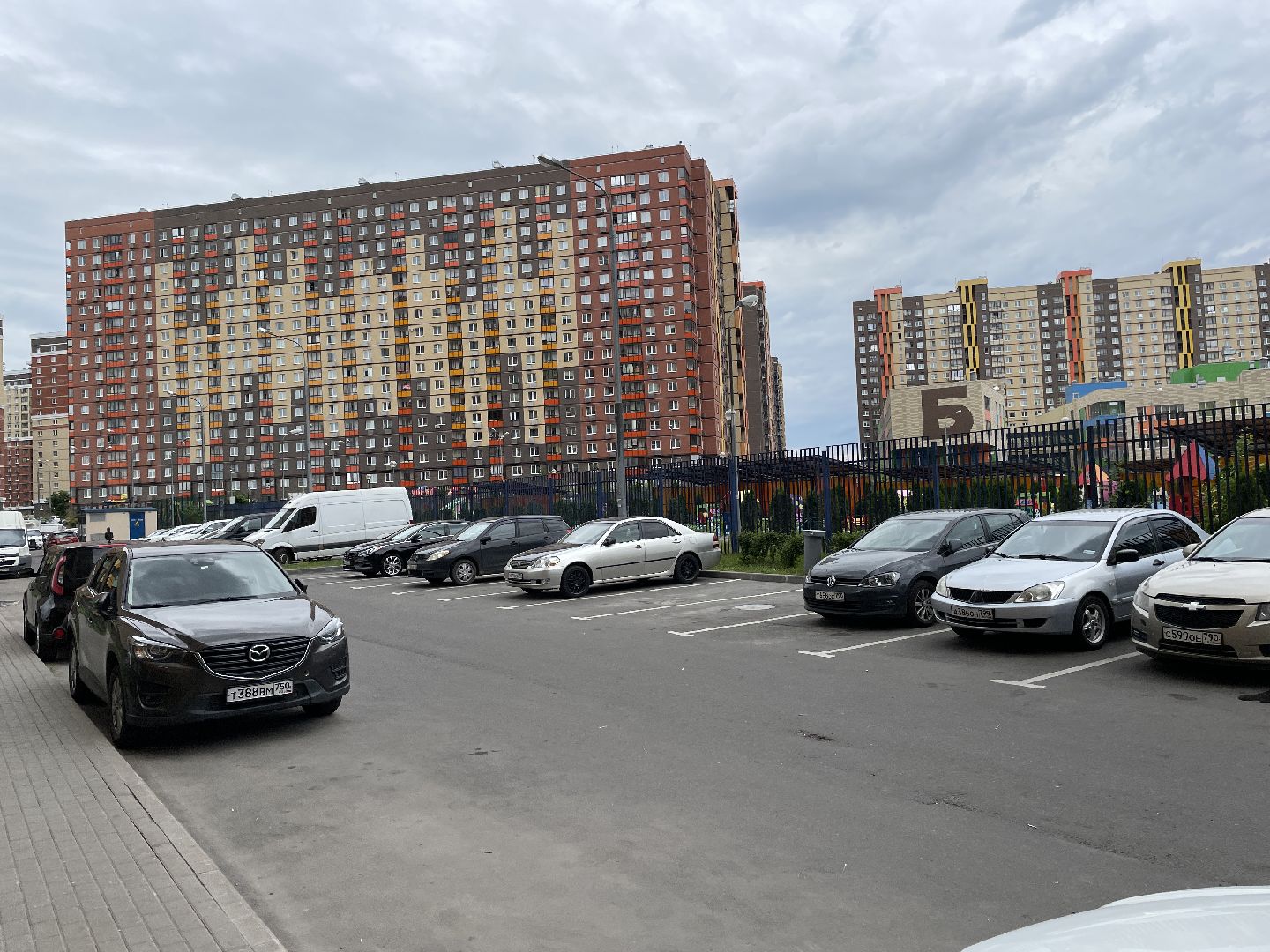 Мусор, двор, автомобиль, Добродел, жалоба