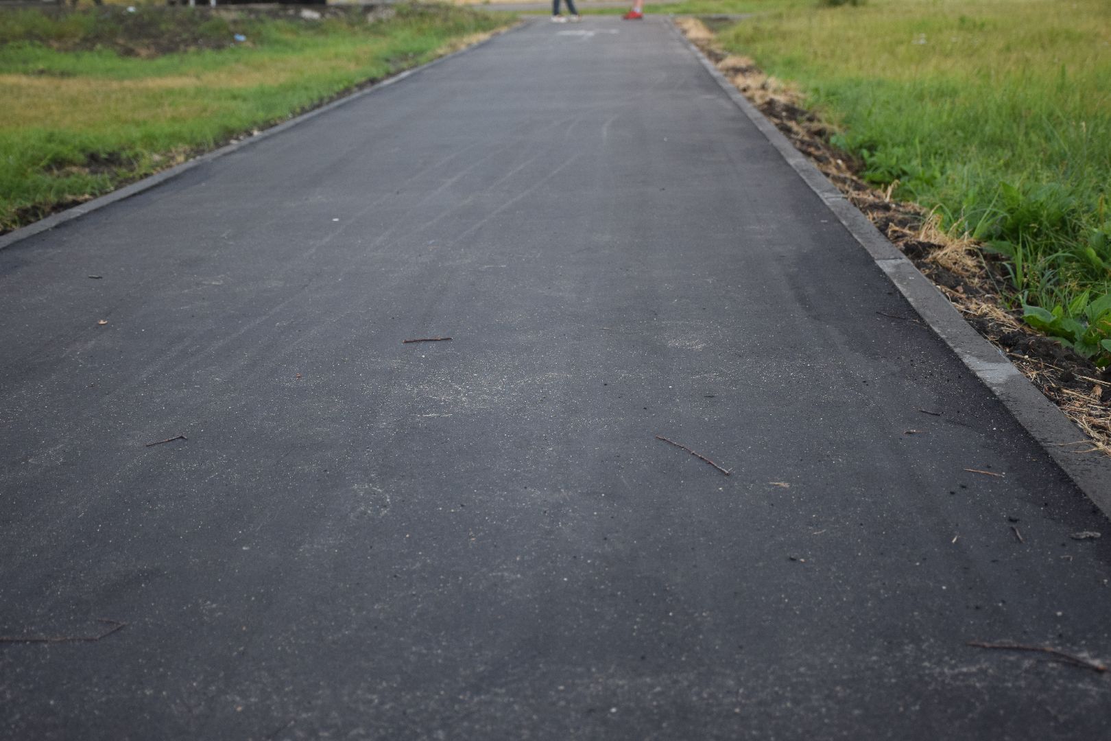 Электрогорск, городской округ Павловский Посад, благоустройство, тротуар, асфальт, дорога, люди