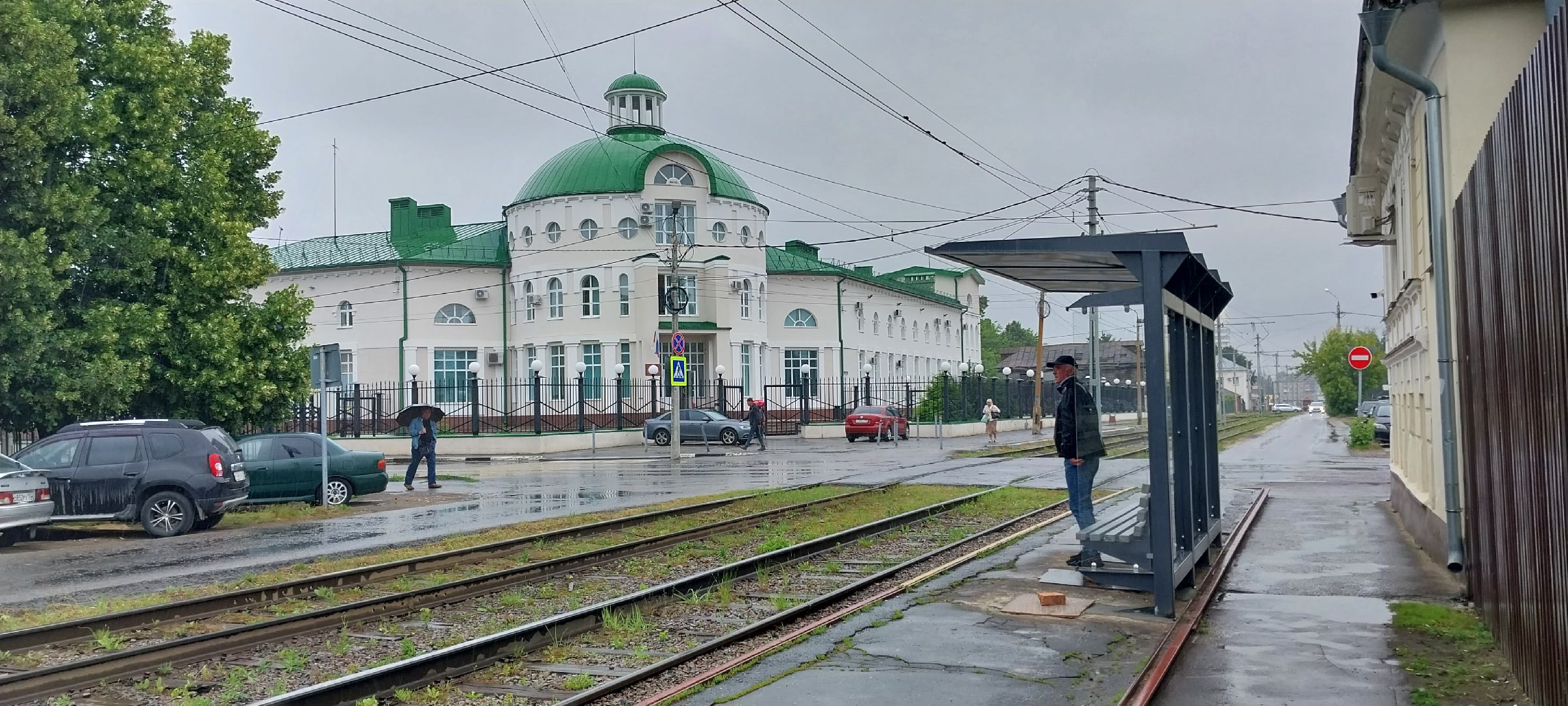 Коломна, остановка, пассажирский павильон