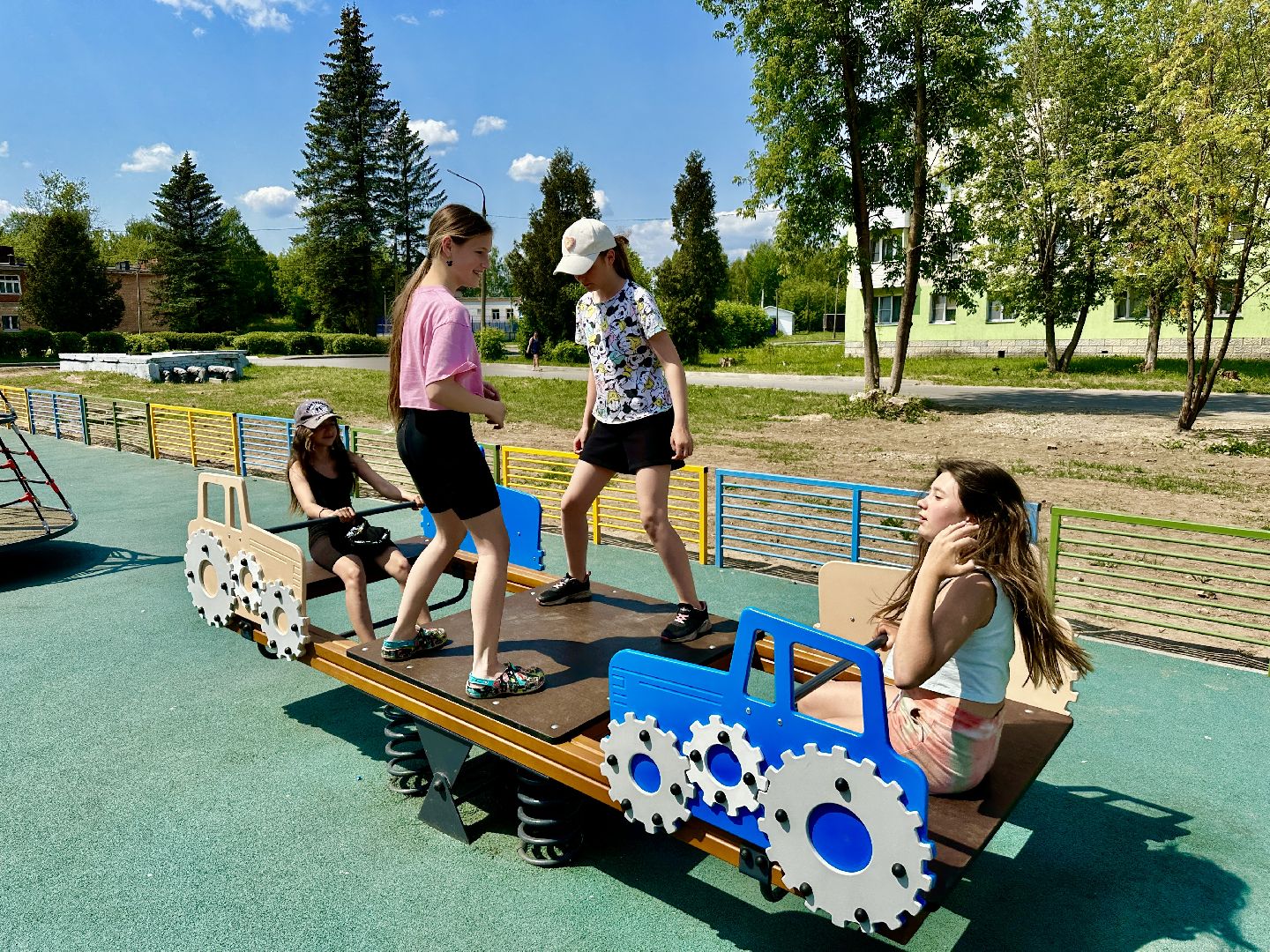 Клин, дети, детская площадка, перемены, общество