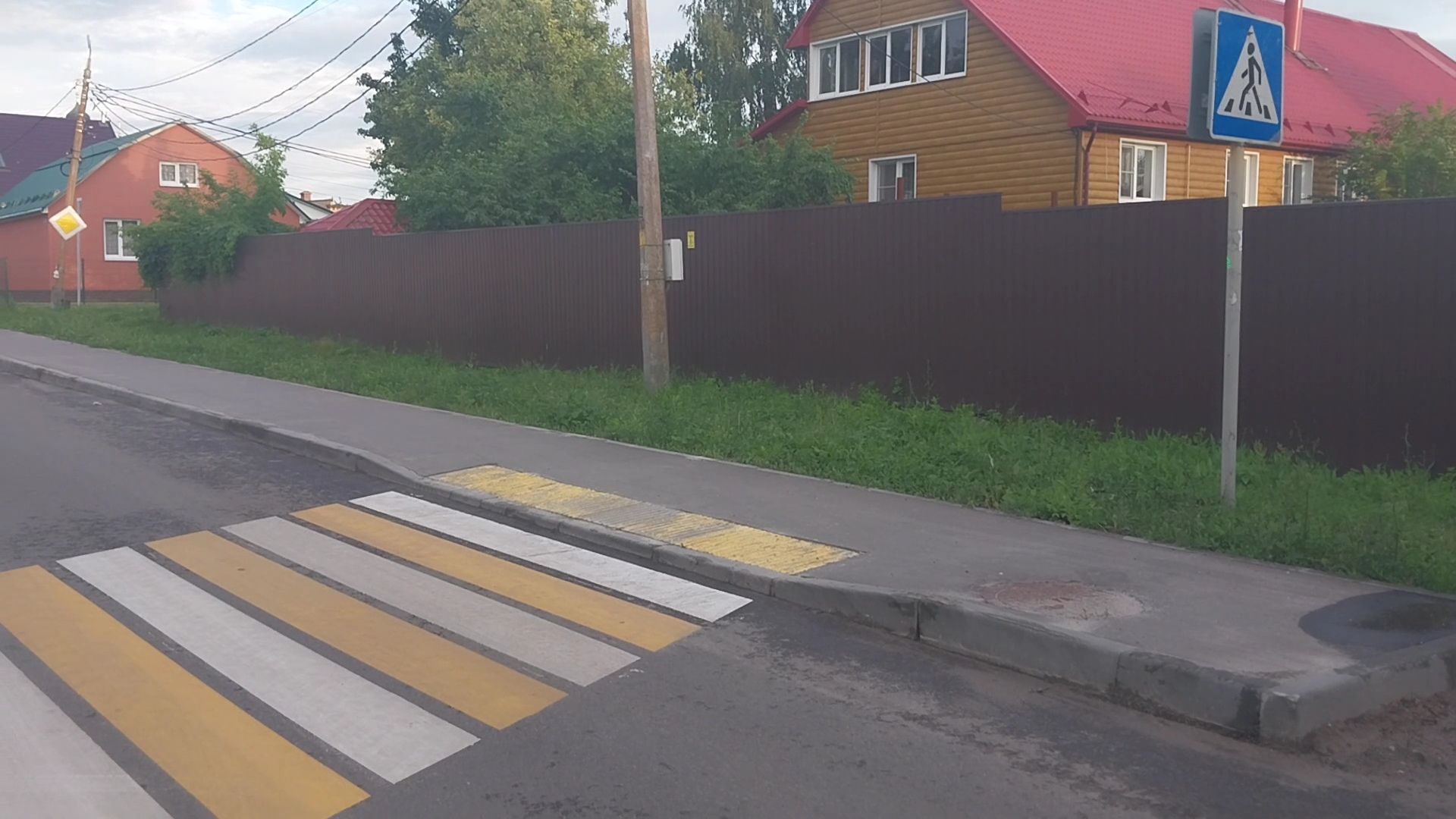 Коломна, пешеходный переход, дорожная разметка