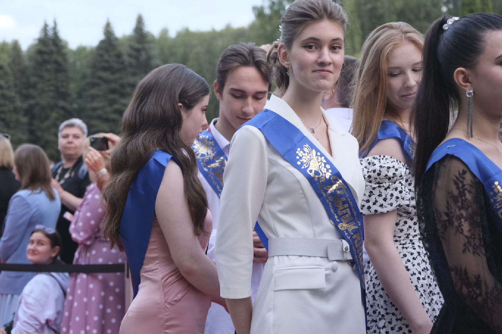 Пущино, образование, выпускной