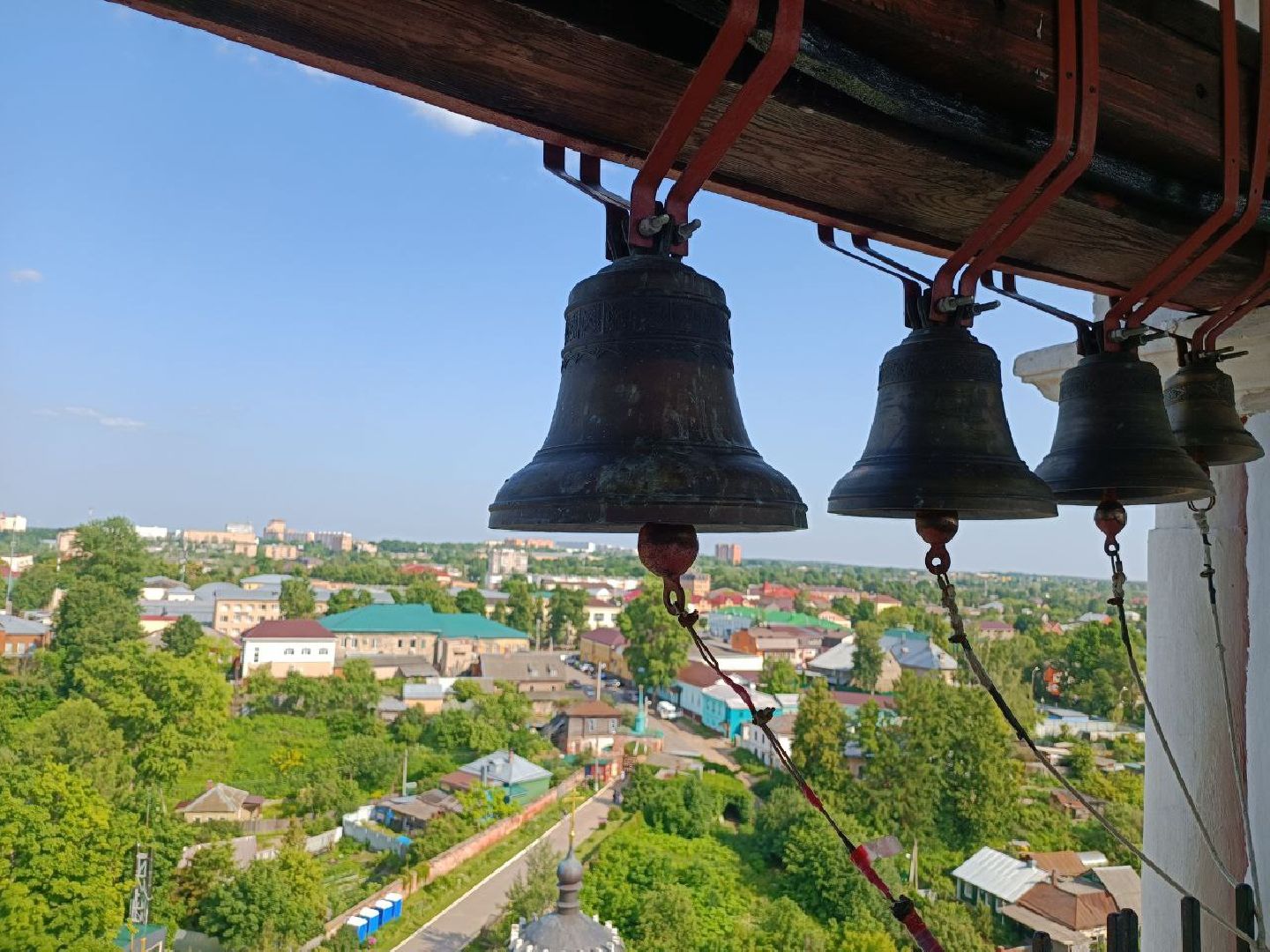 Можайск, Можайский городской округ, Подмосковье, религия, православие, храм, звонарь, колокольня, колокольный звон, вера, ангелы