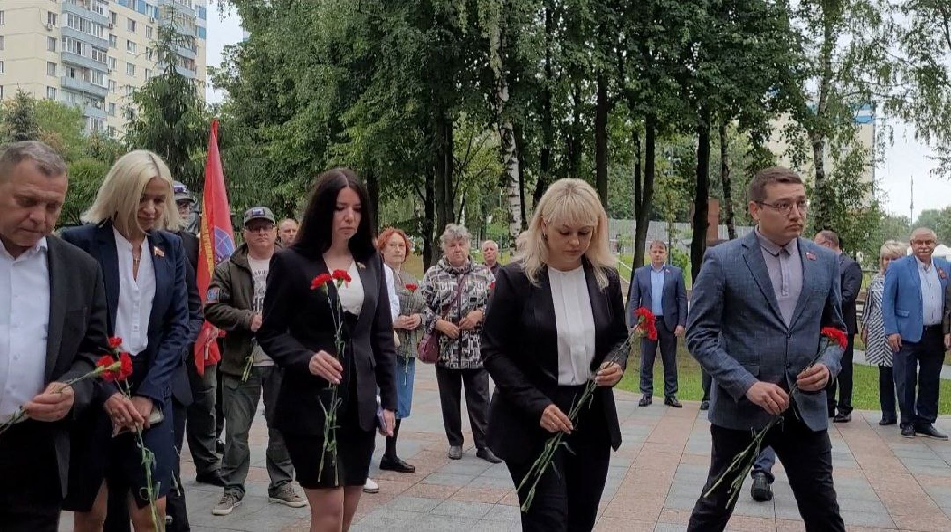 память; воины; видное;