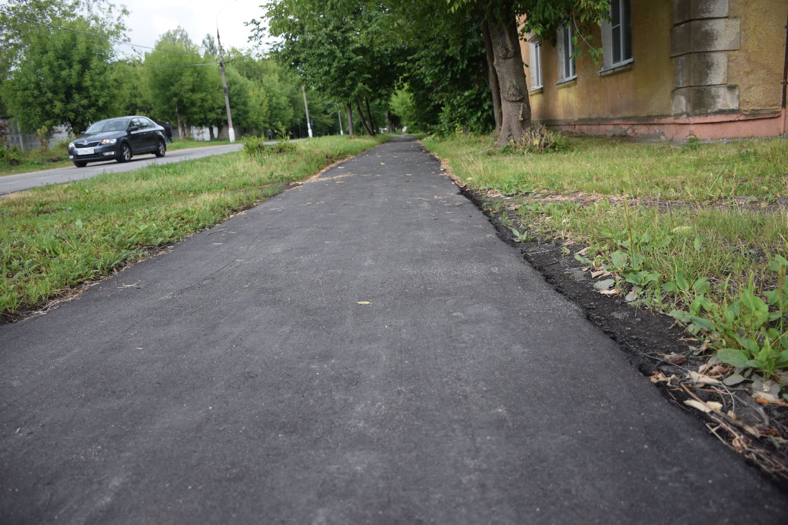 Павловский Посад, городской округ Павловский Посад, тротуар, дорога асфальт, пешеходы