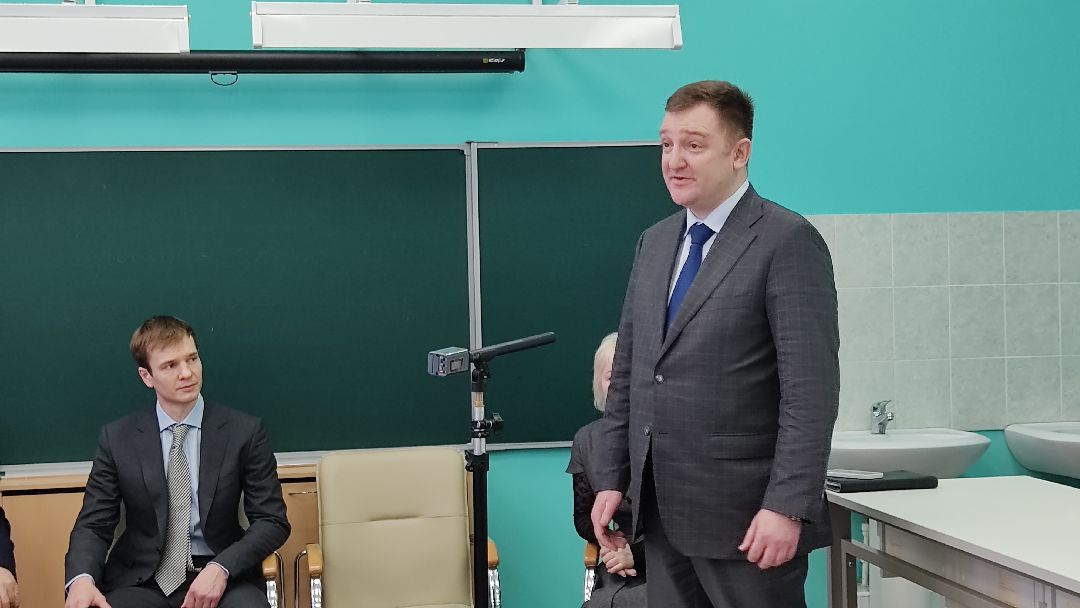 Лобня, города