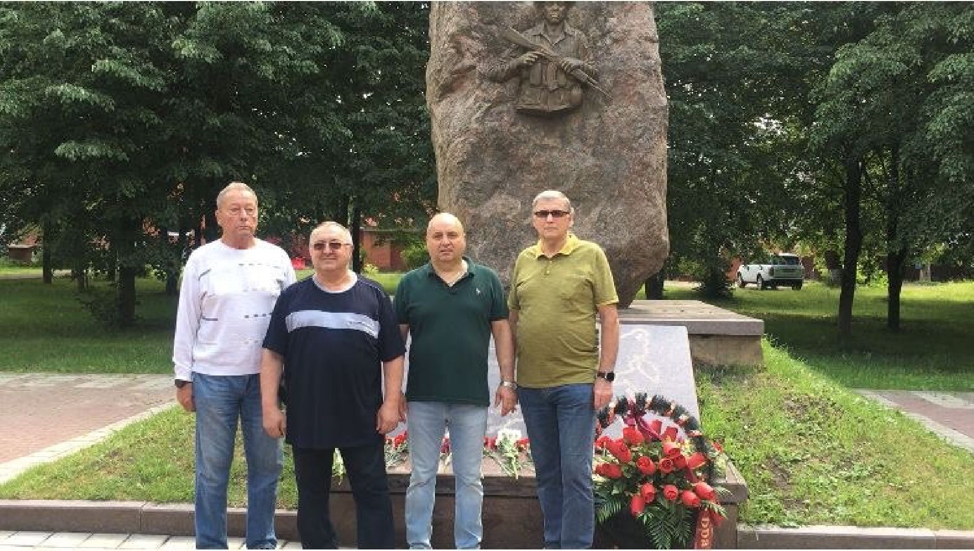 Чехов, ветераны, памятник, цветы, возложение, День ветеранов боевых действий