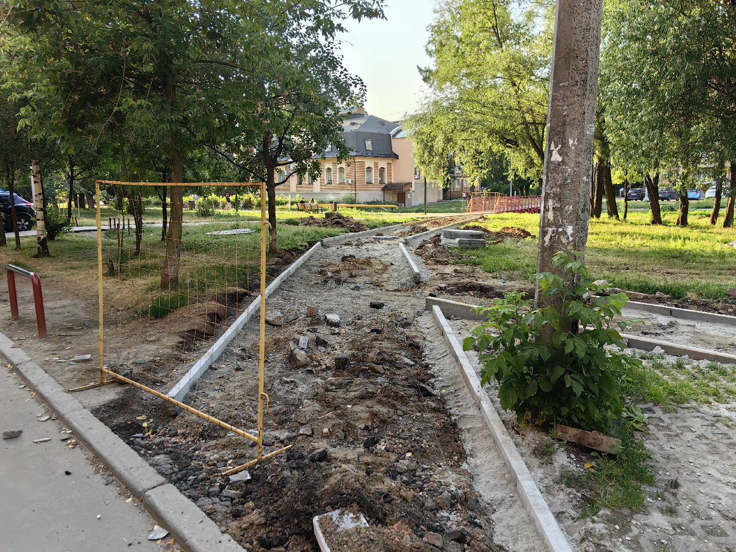 Сквер, благоустройство, велопарковка, перемены, беседка, площадка