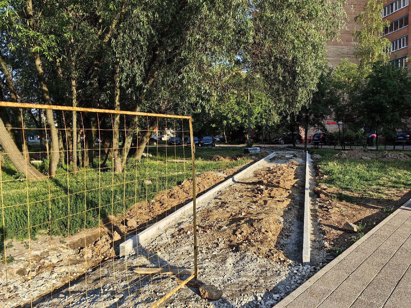 Сквер, благоустройство, велопарковка, перемены, беседка, площадка