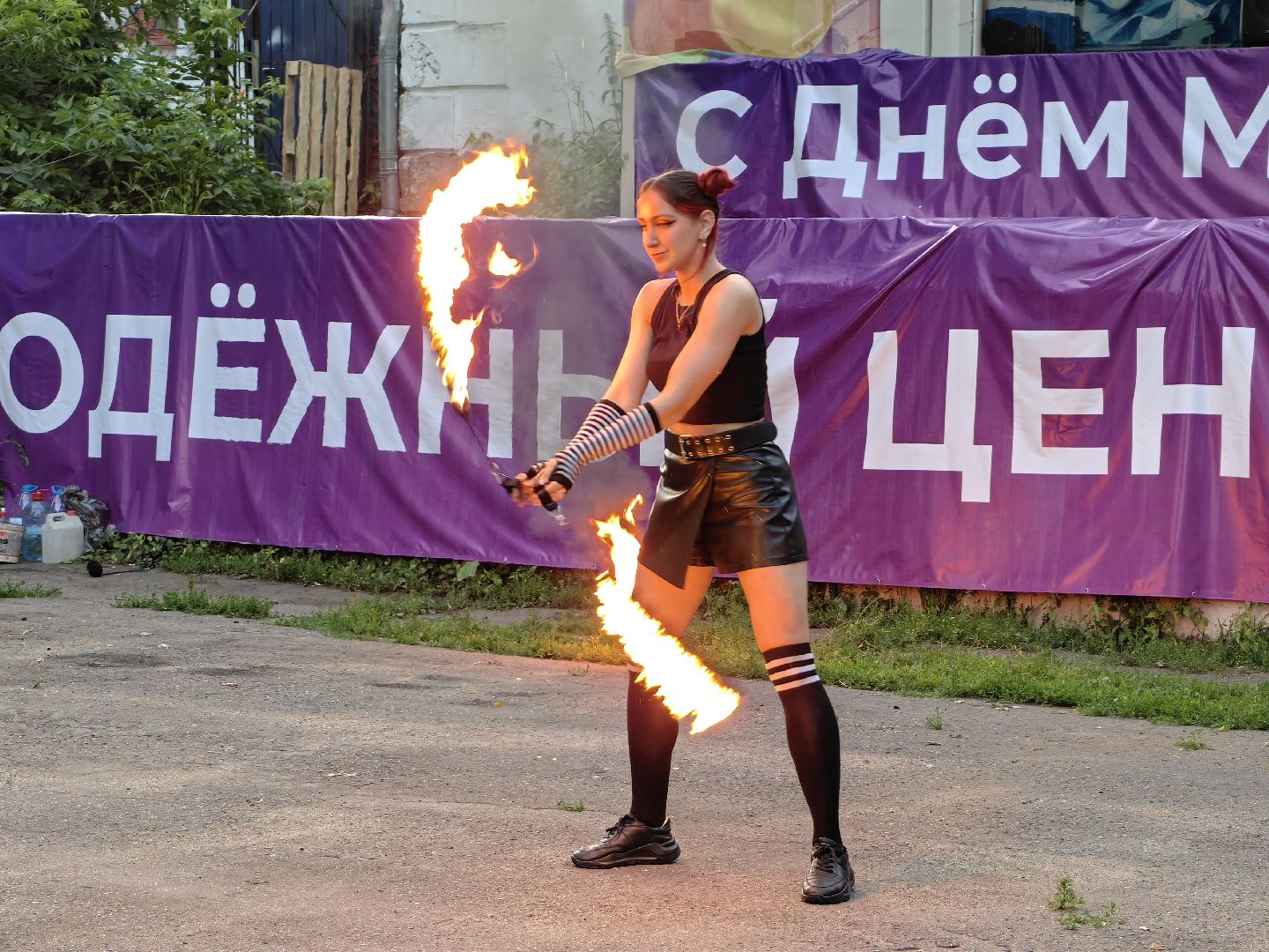 Шоу, артист, сцена, огнемёт, огонь