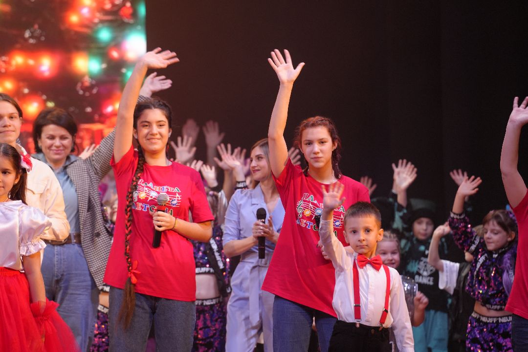 Дзержинский, культура