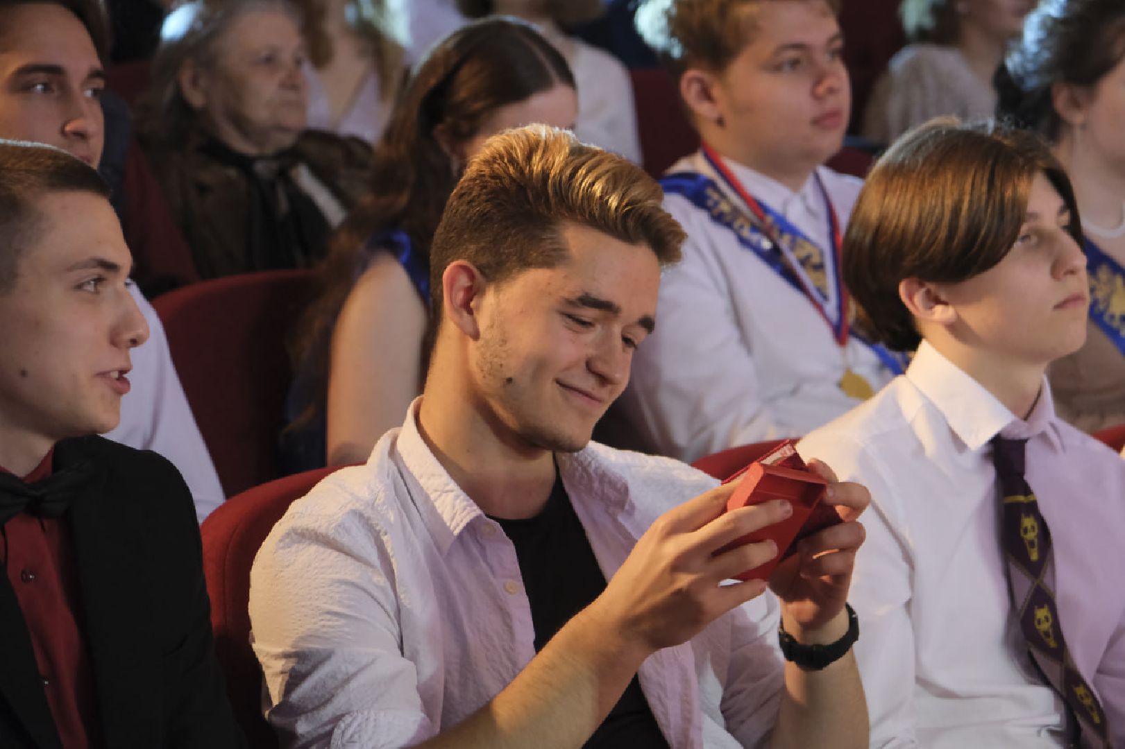 Пущино, выпускной, образование