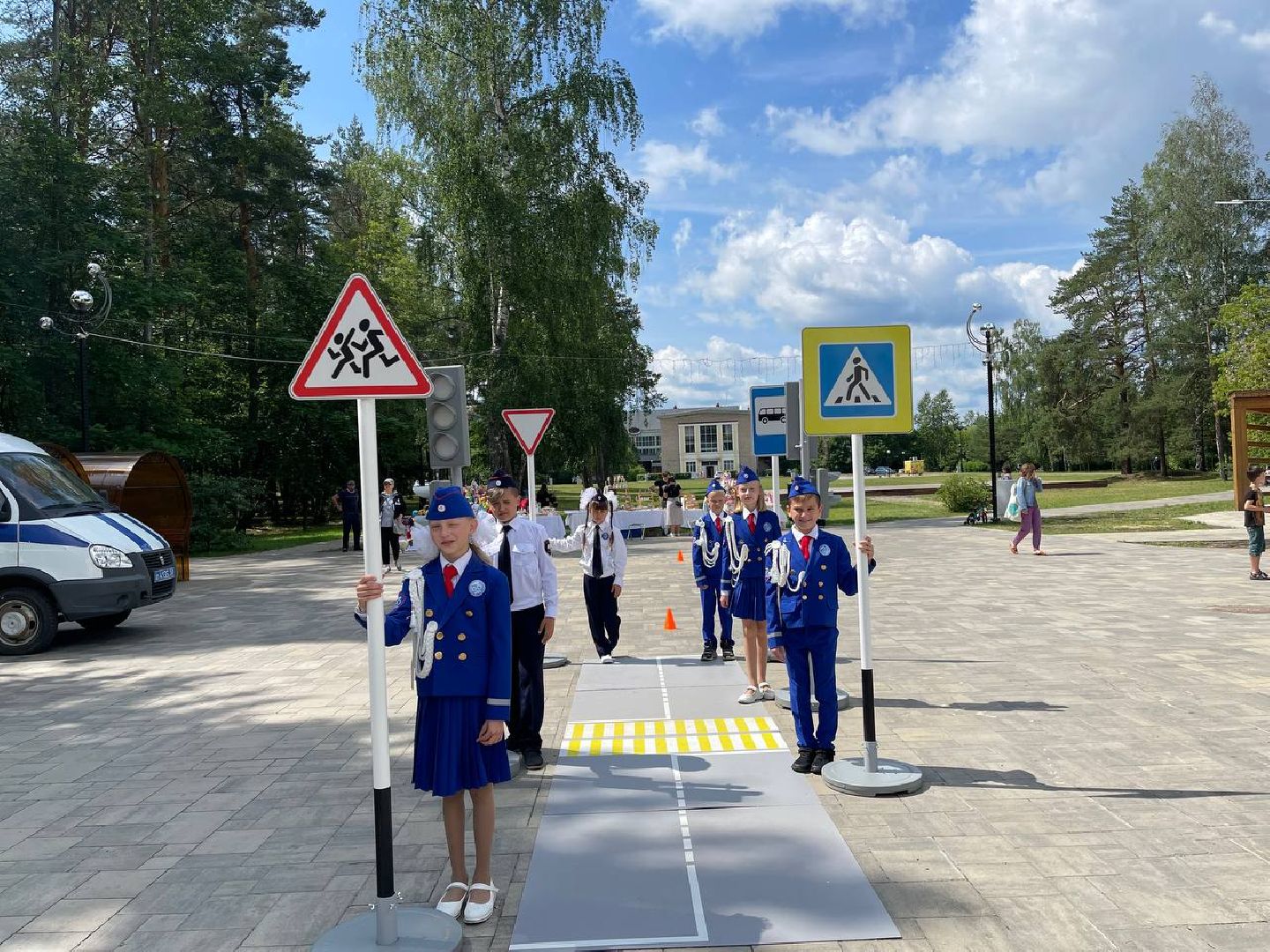 Юные инспекторы дорожного движения, дети, праздник, Дубна