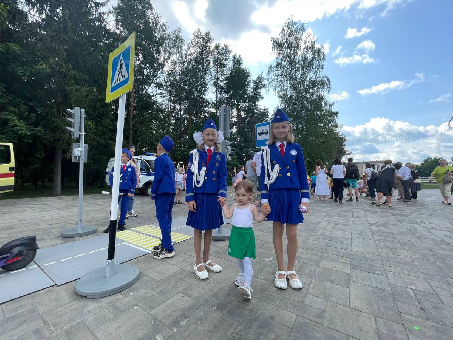 Юные инспекторы дорожного движения, дети, праздник, Дубна