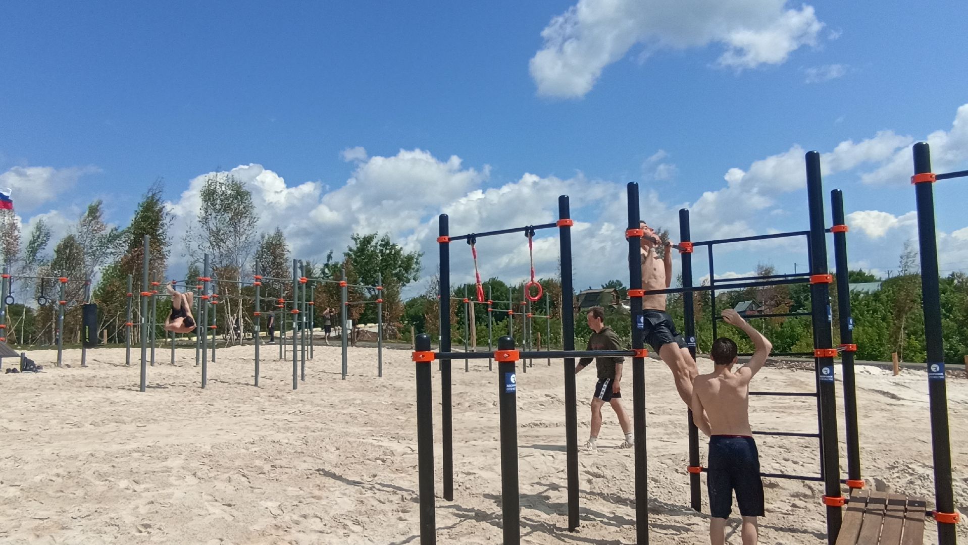 Серпухов, Подмосковье, воркаут, спорт, пляж на Оке, гимнастика, тренажеры, турники