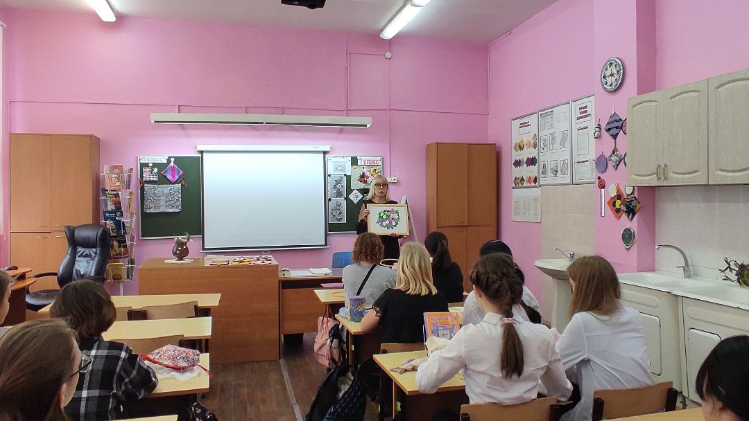 Лобня, города