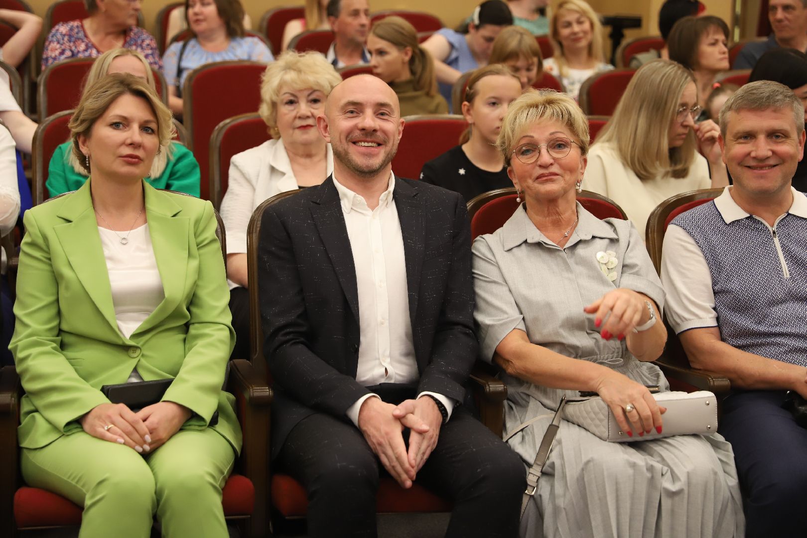 Солнечногорск, медали, выпускники, отличники, школа